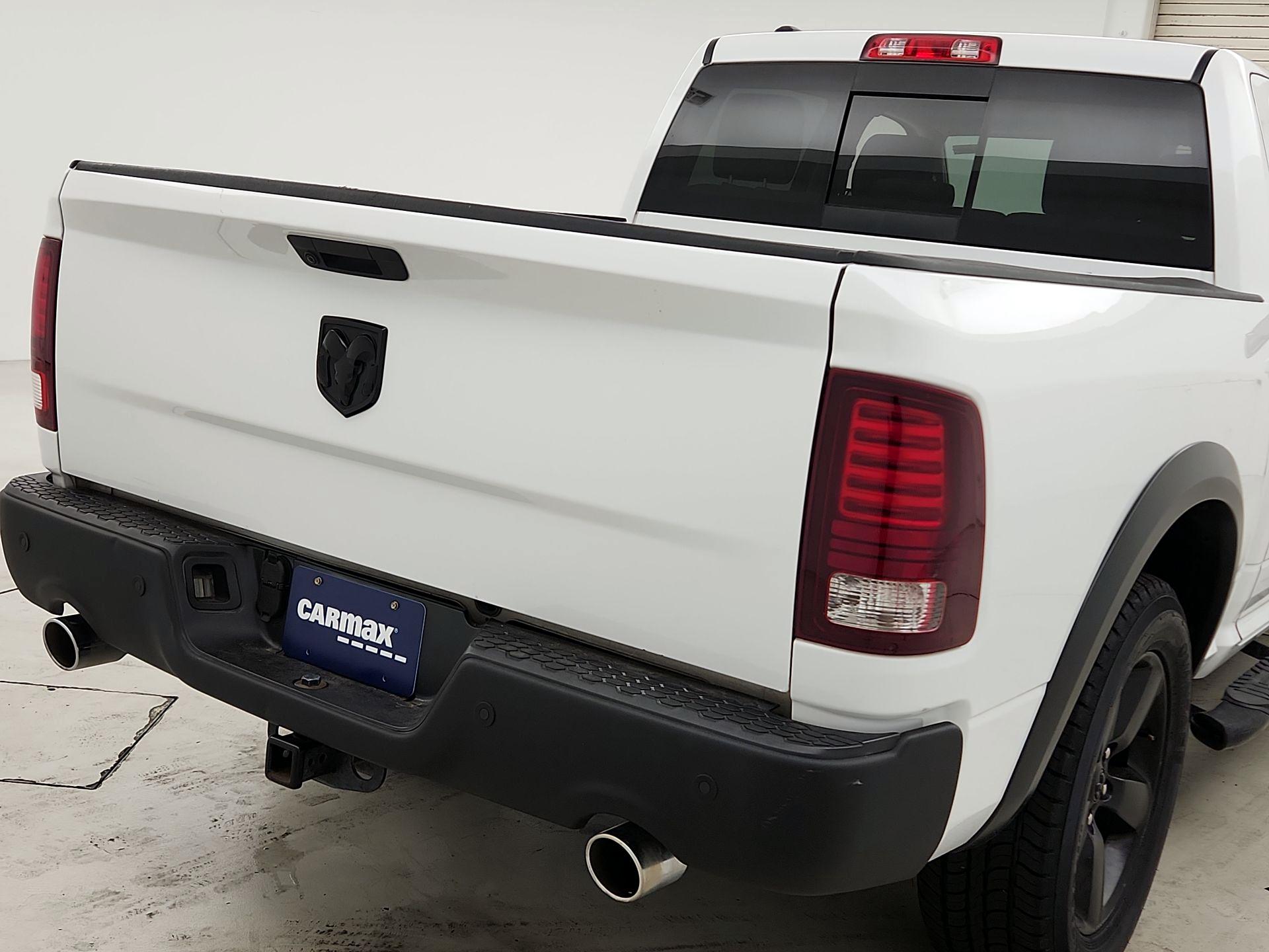 Thumbnail: 2019 RAM 1500 Classic - 5