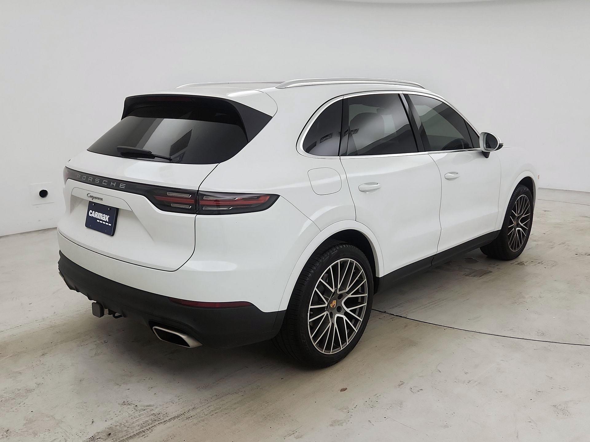 Thumbnail: 2019 Porsche Cayenne - 5