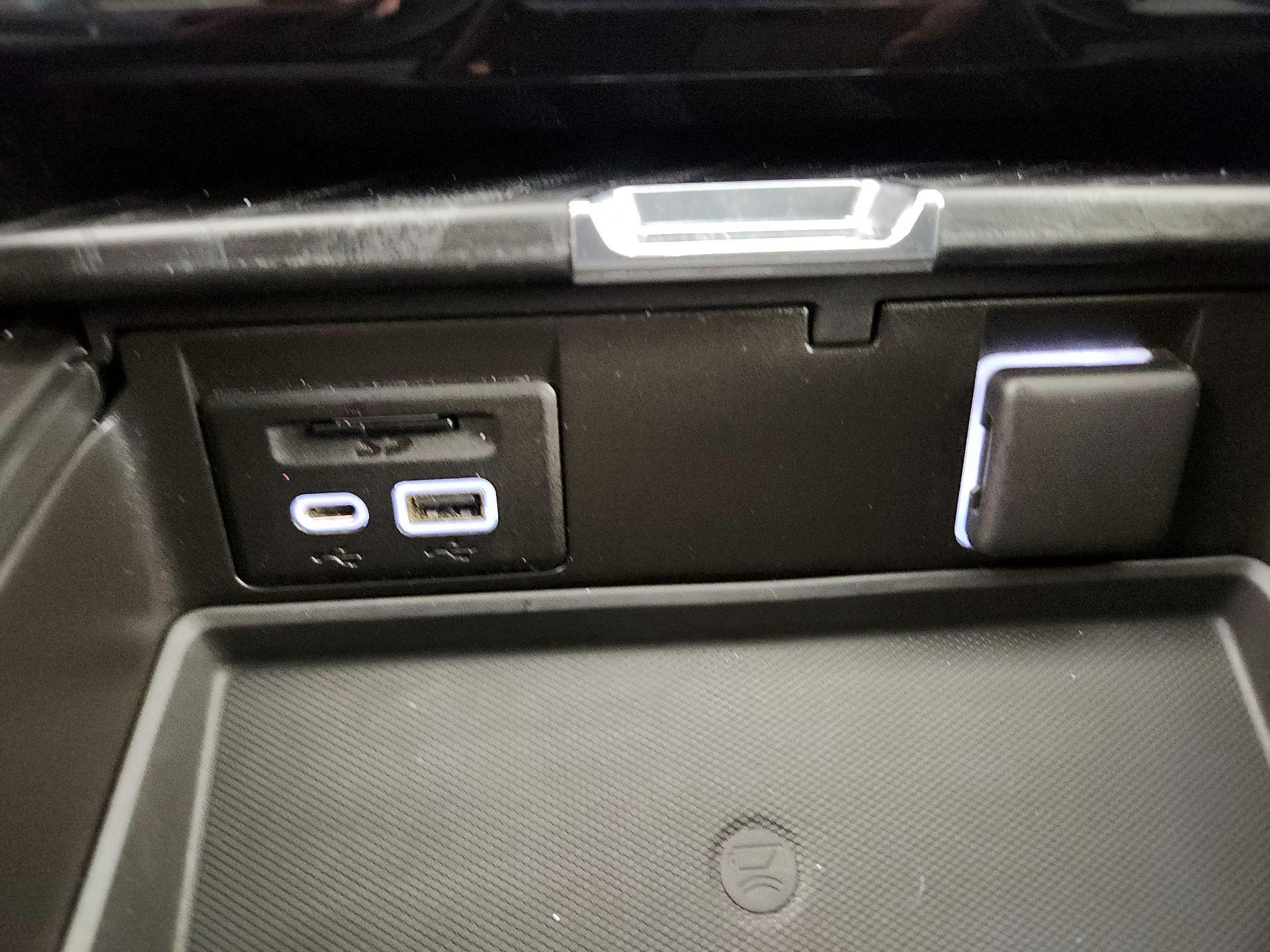 Thumbnail: 2021 GMC Yukon - 19