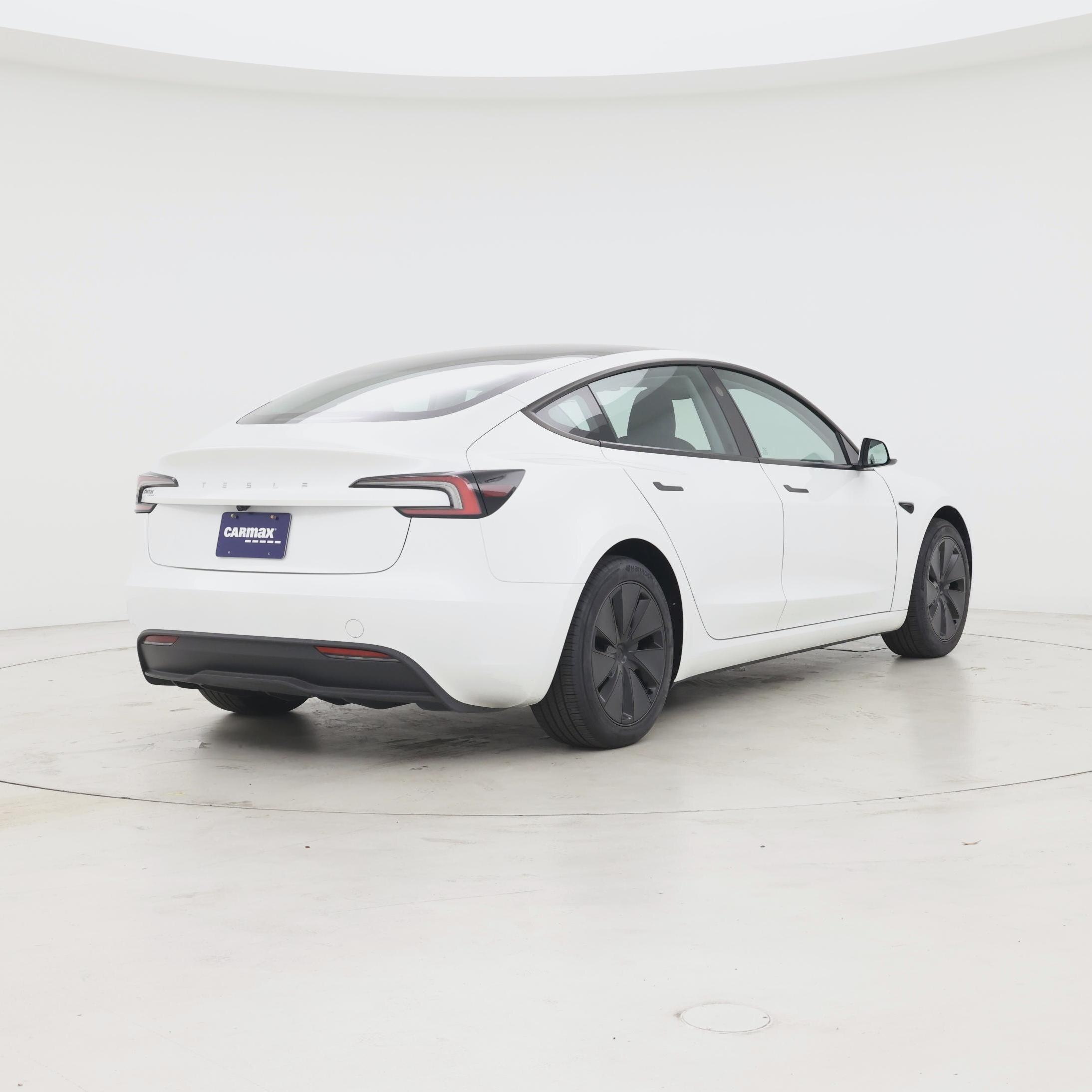 Thumbnail: 2025 Tesla Model 3 - 8