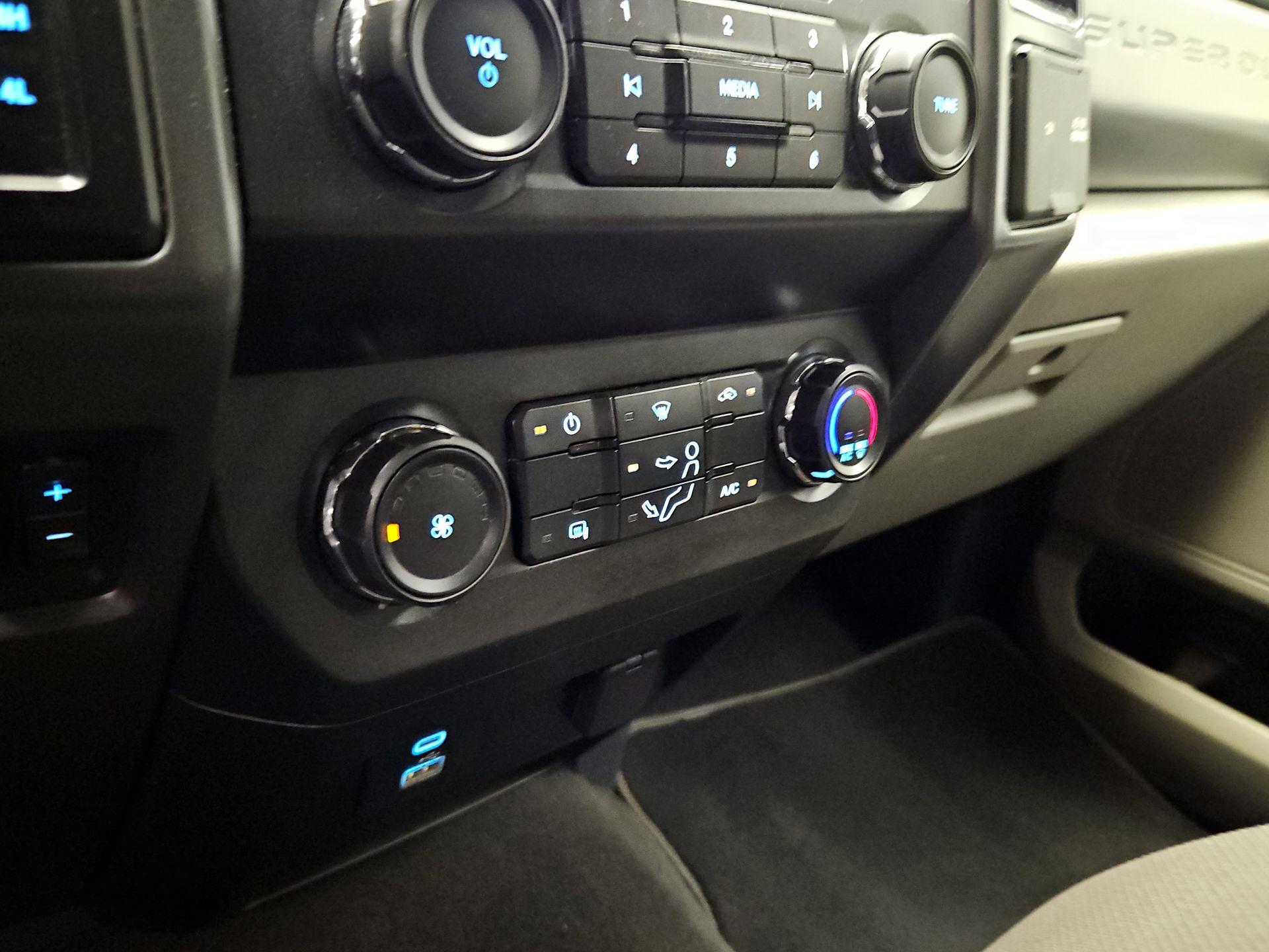 Thumbnail: 2022 Ford F-250 - 16