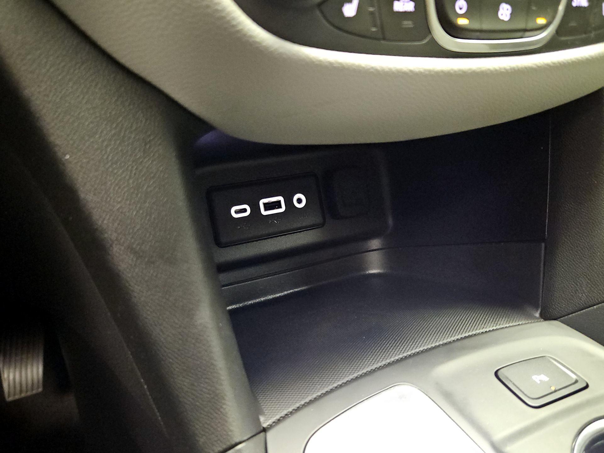 Thumbnail: 2024 Chevrolet Equinox - 18