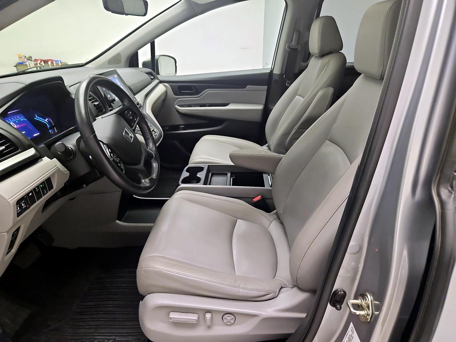 Thumbnail: 2019 Honda Odyssey - 11