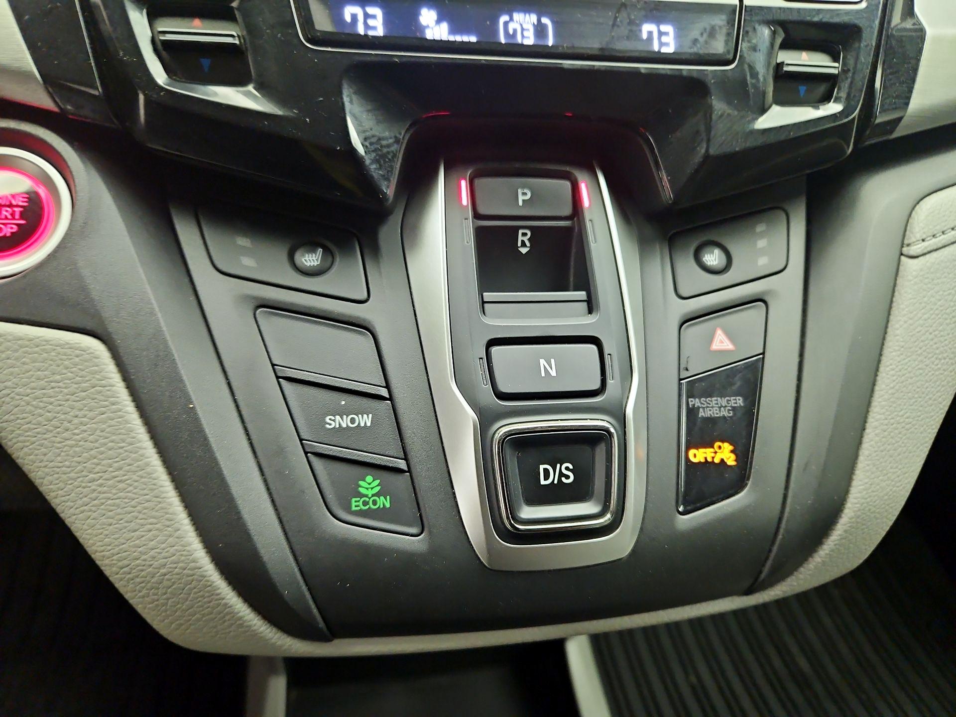 Thumbnail: 2019 Honda Odyssey - 17