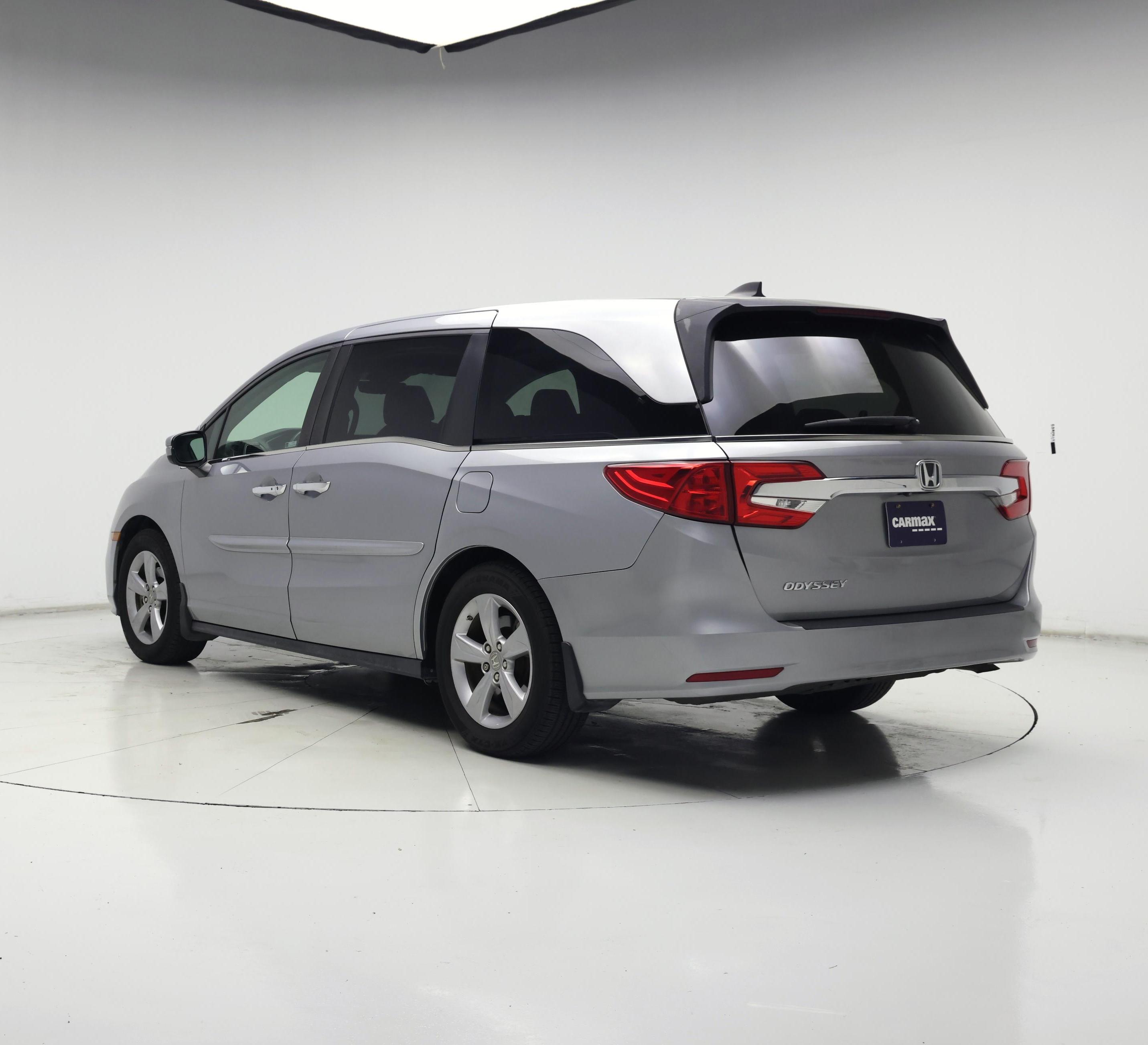 Thumbnail: 2019 Honda Odyssey - 2