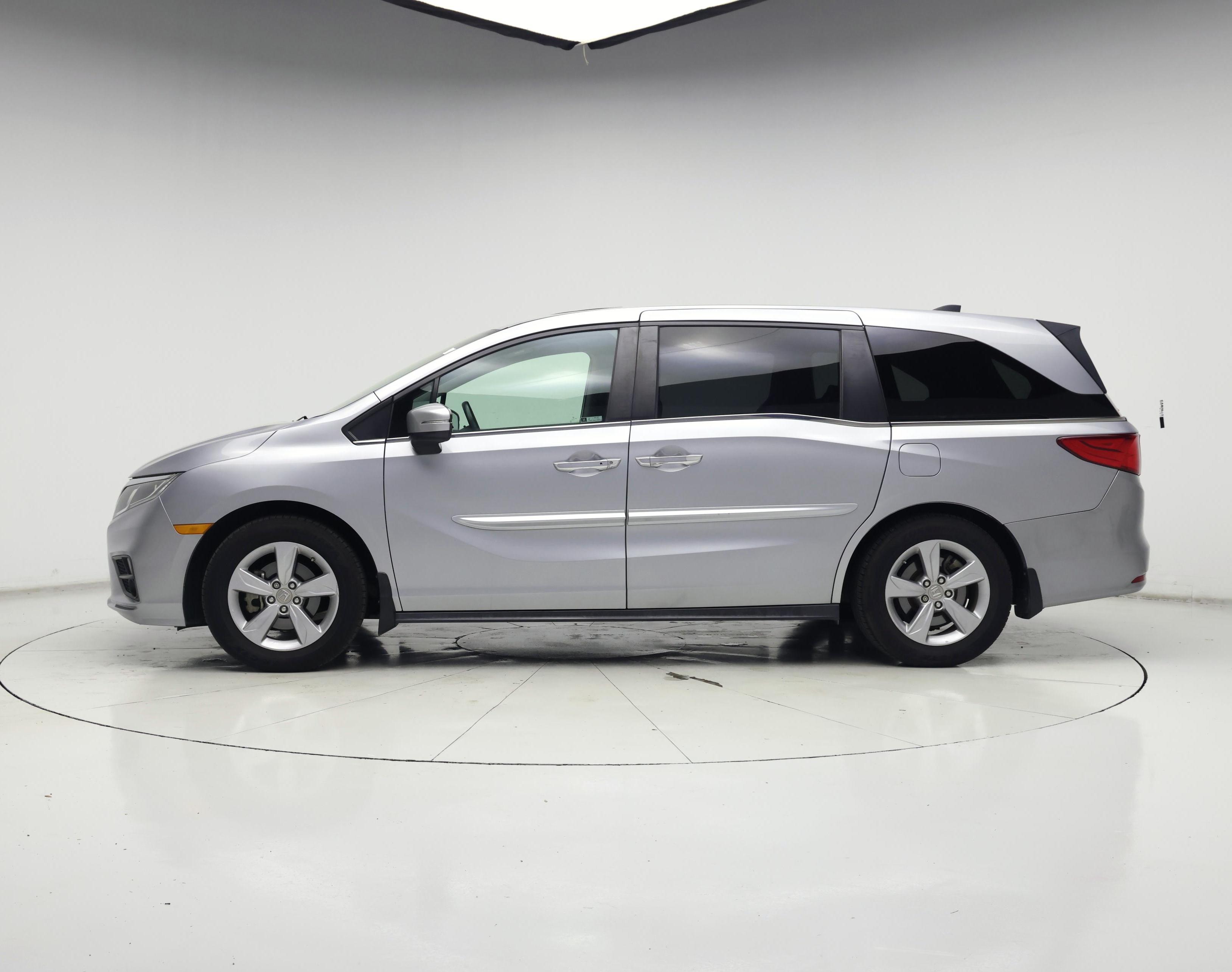 Thumbnail: 2019 Honda Odyssey - 3