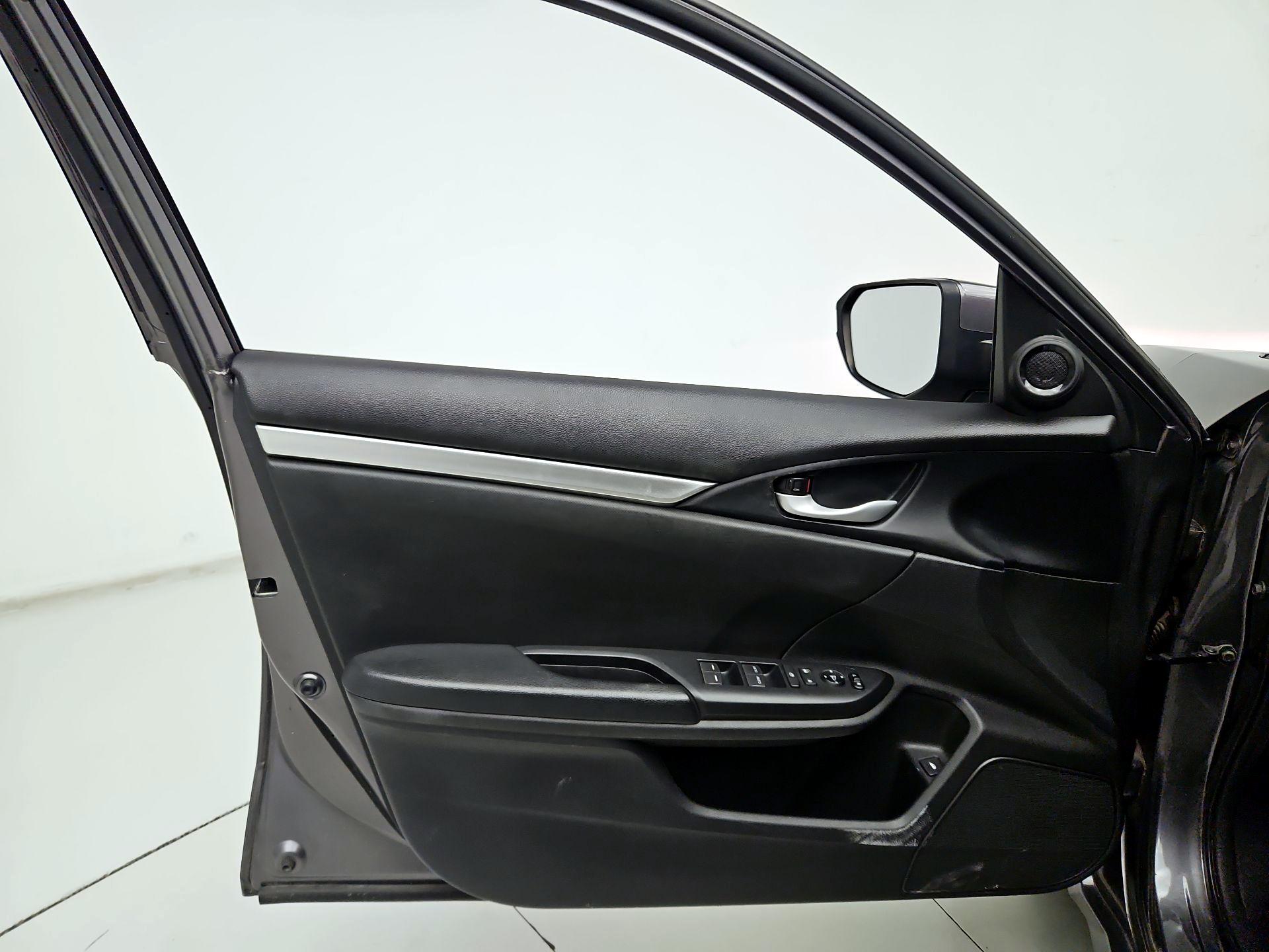 Thumbnail: 2019 Honda Civic - 12