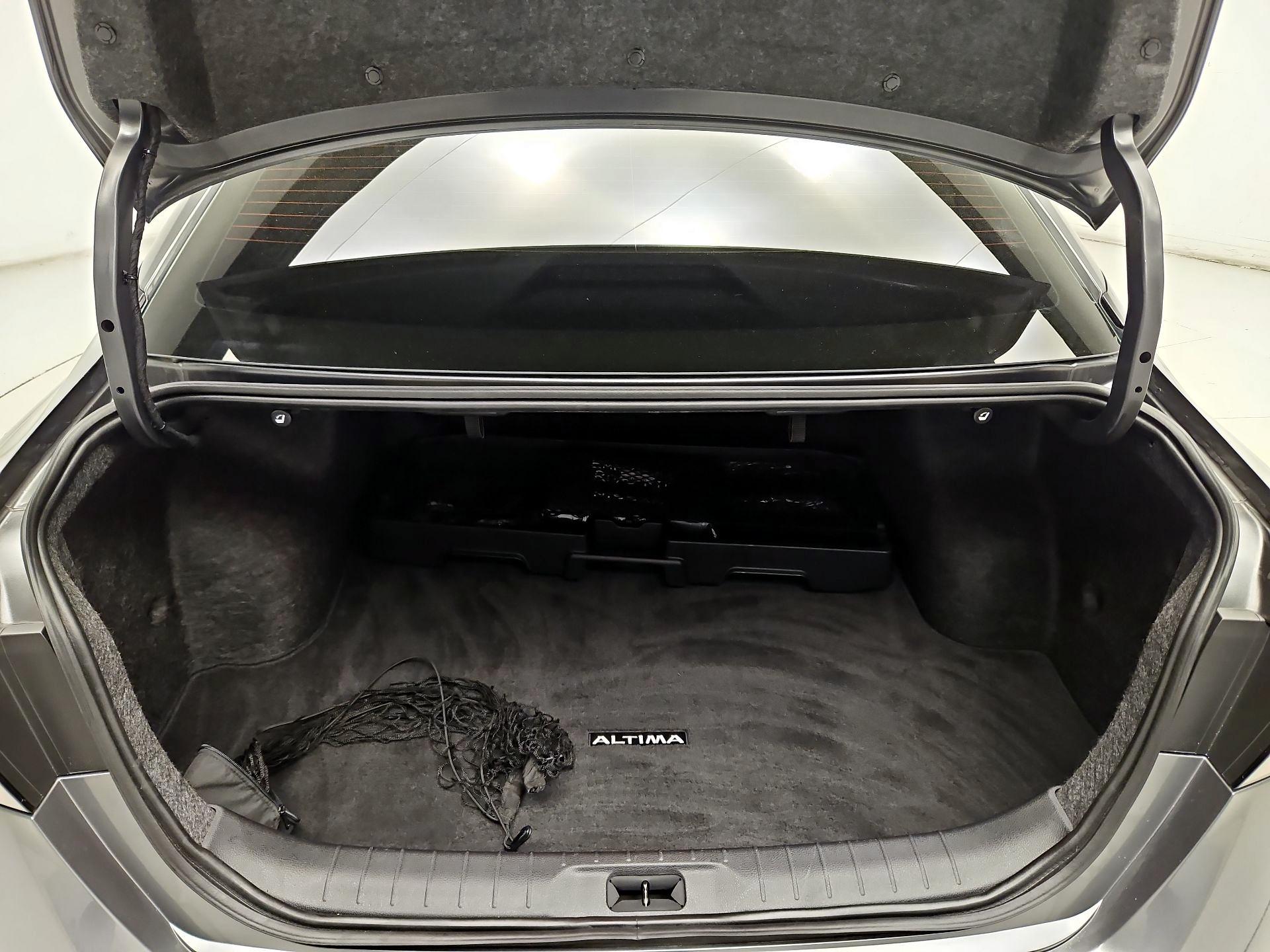 Thumbnail: 2024 Nissan Altima - 18