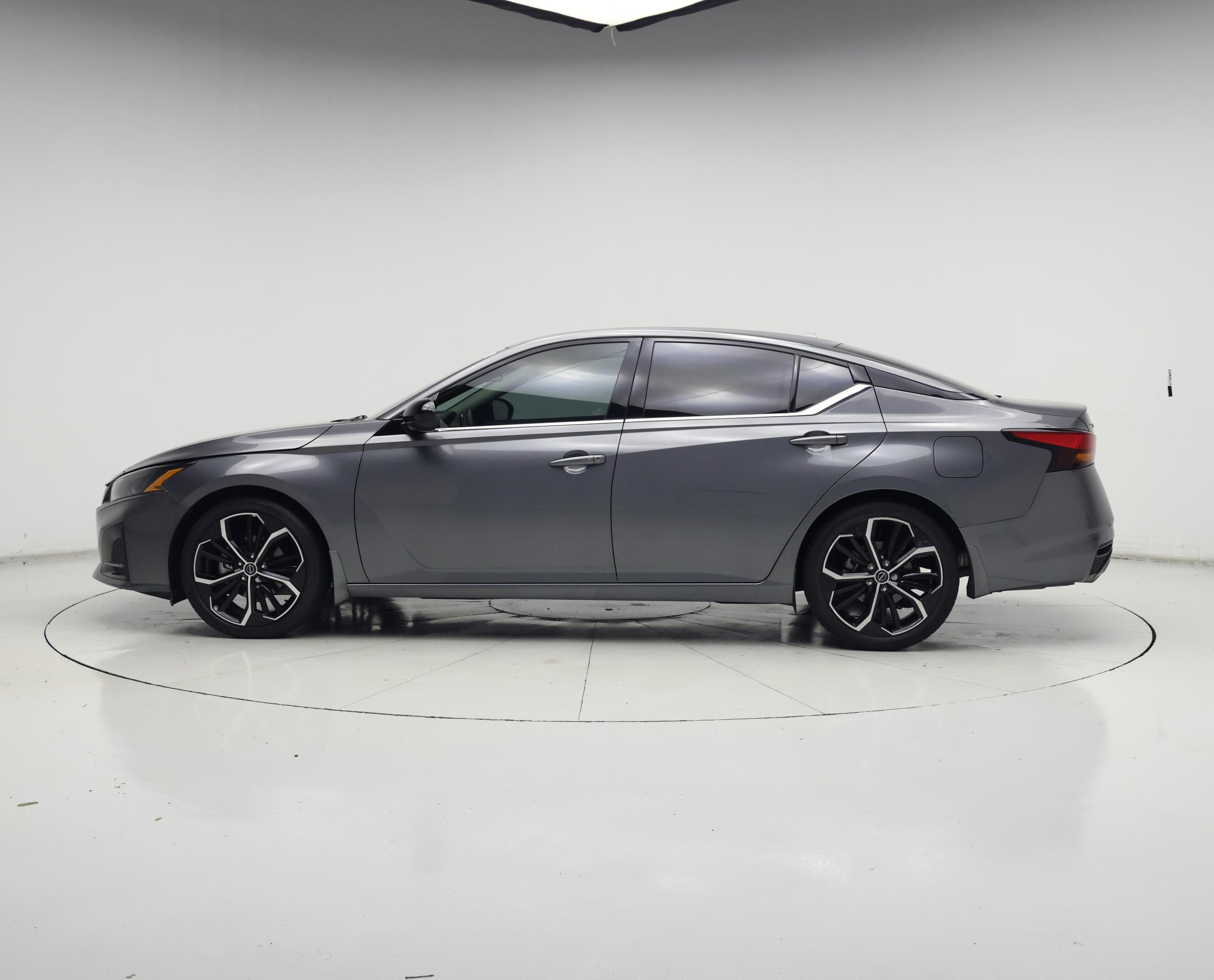 Thumbnail: 2024 Nissan Altima - 3