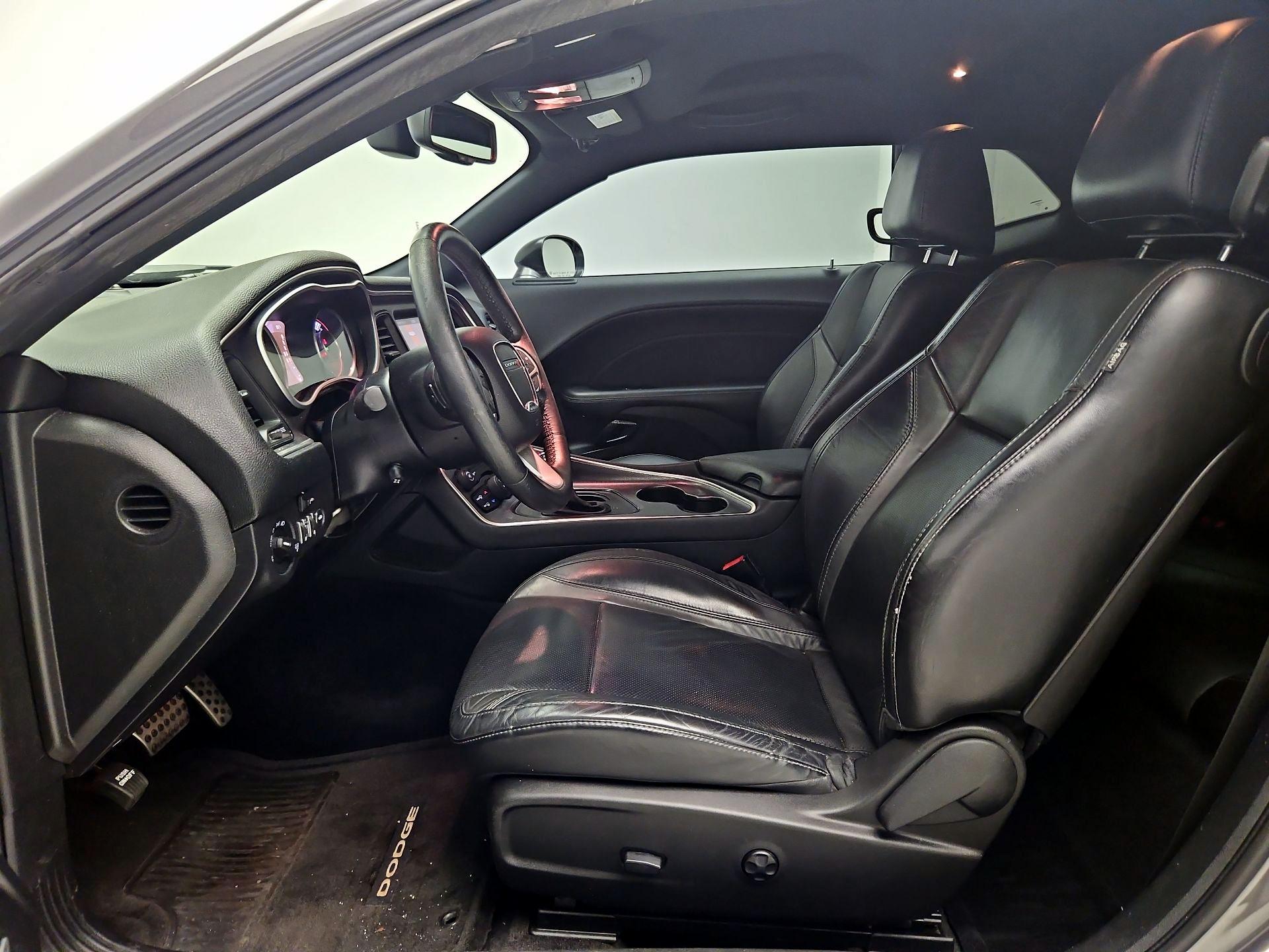 Thumbnail: 2015 Dodge Challenger - 11