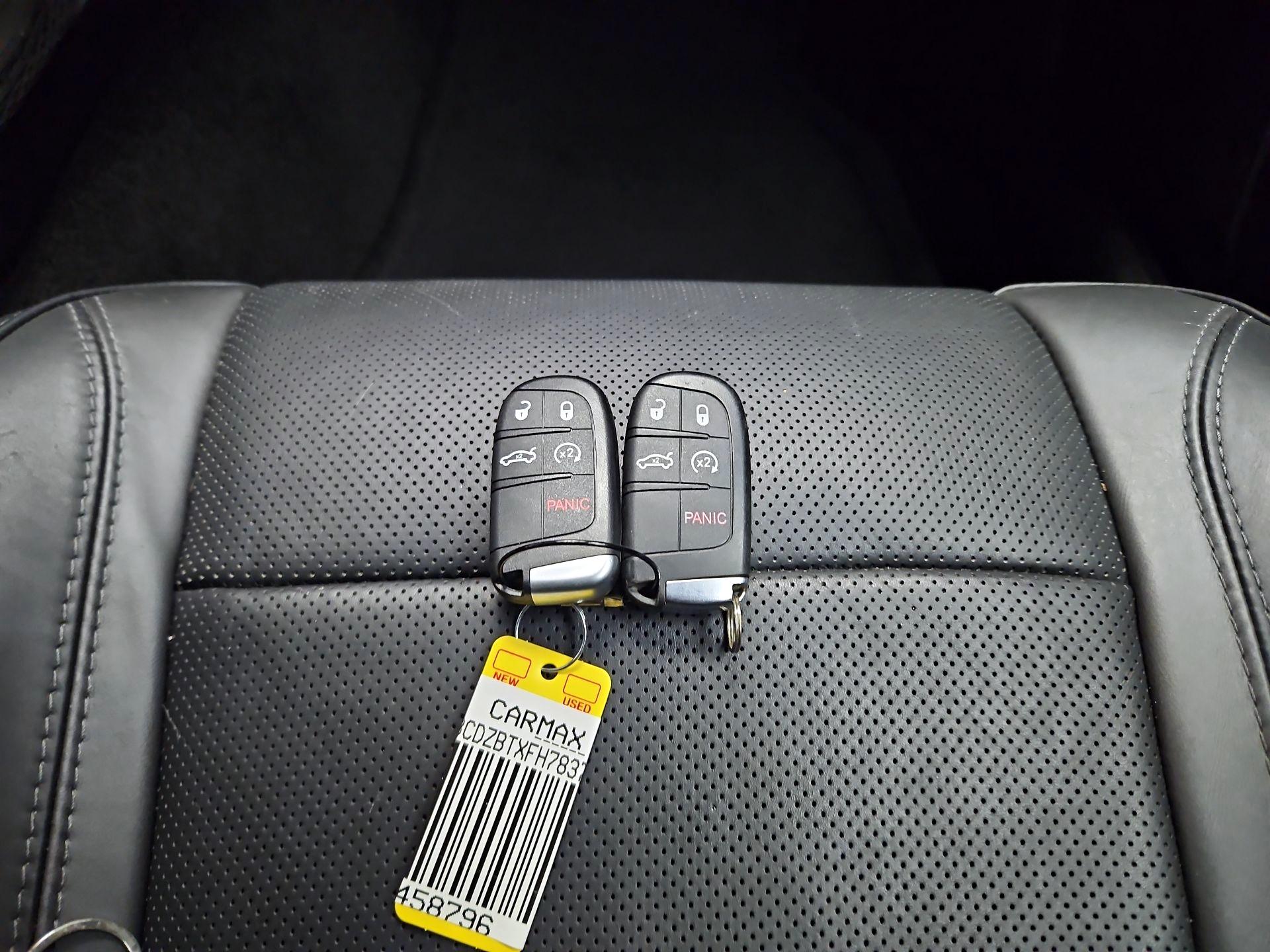 Thumbnail: 2015 Dodge Challenger - 18