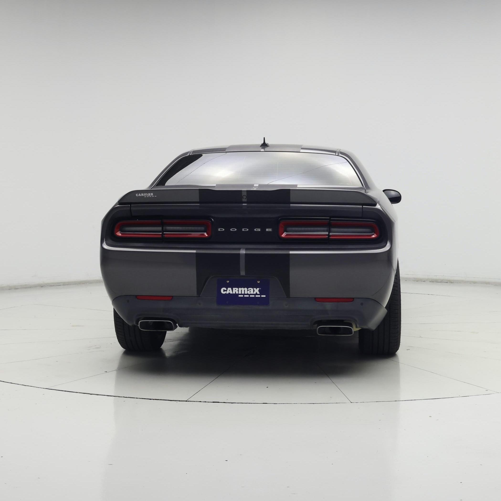 Thumbnail: 2015 Dodge Challenger - 2