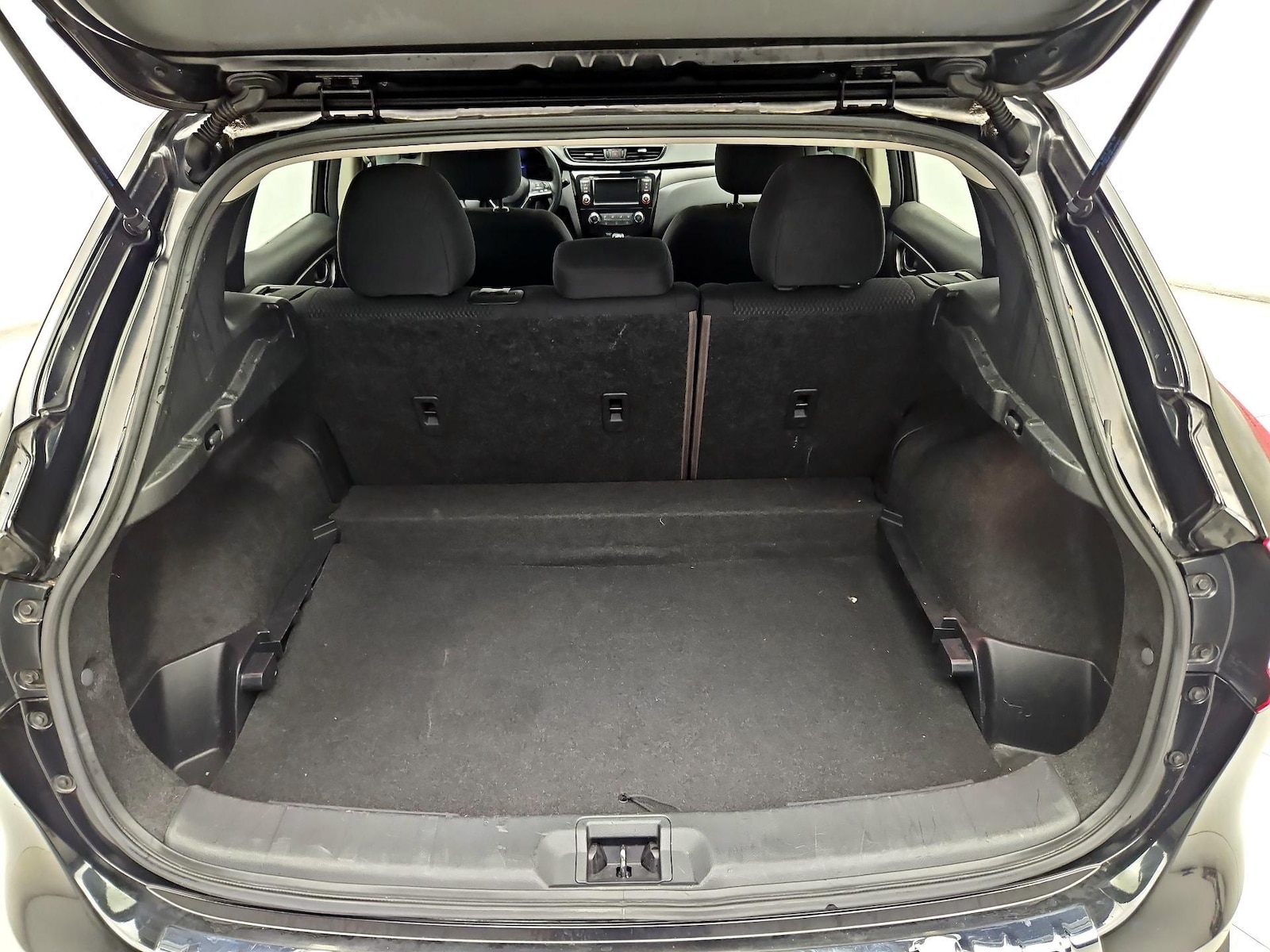 2020 Nissan Rogue Sport S - Photo 18