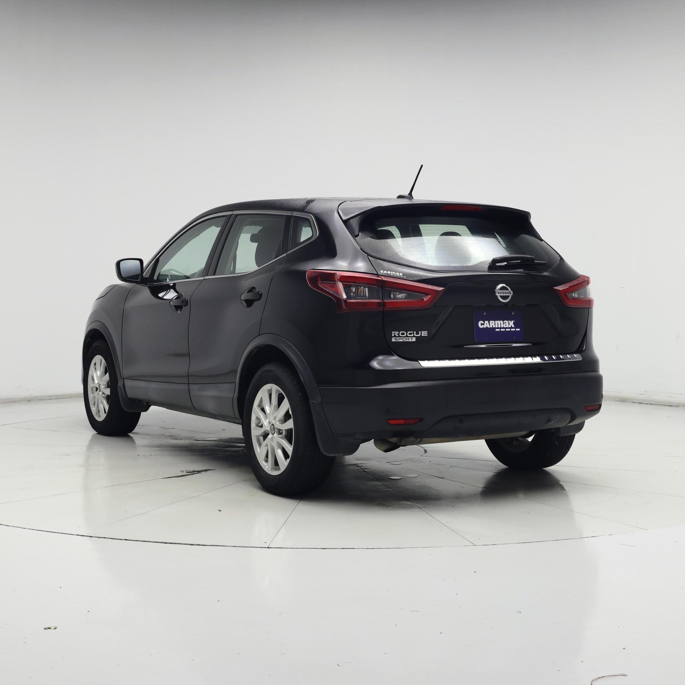 Thumbnail: 2020 Nissan Rogue Sport - 2