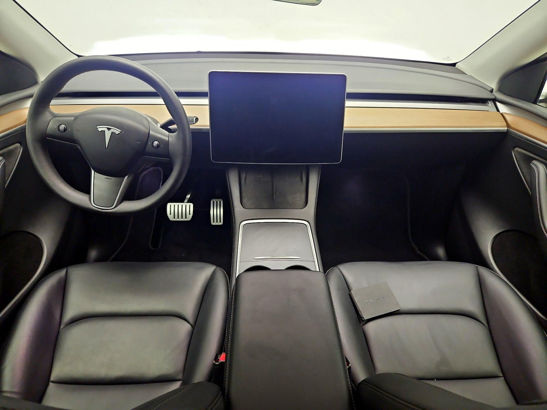 Thumbnail: 2023 Tesla Model Y - 9