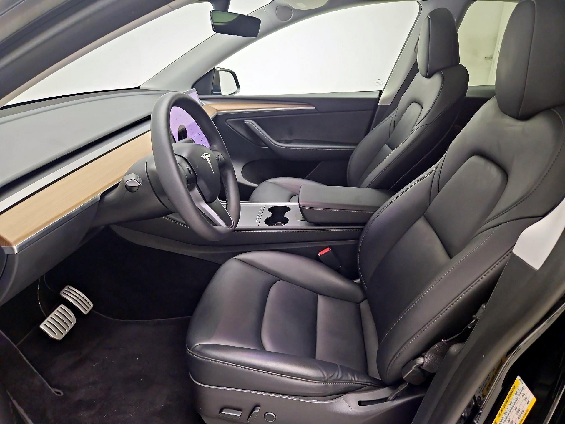 Thumbnail: 2023 Tesla Model Y - 11