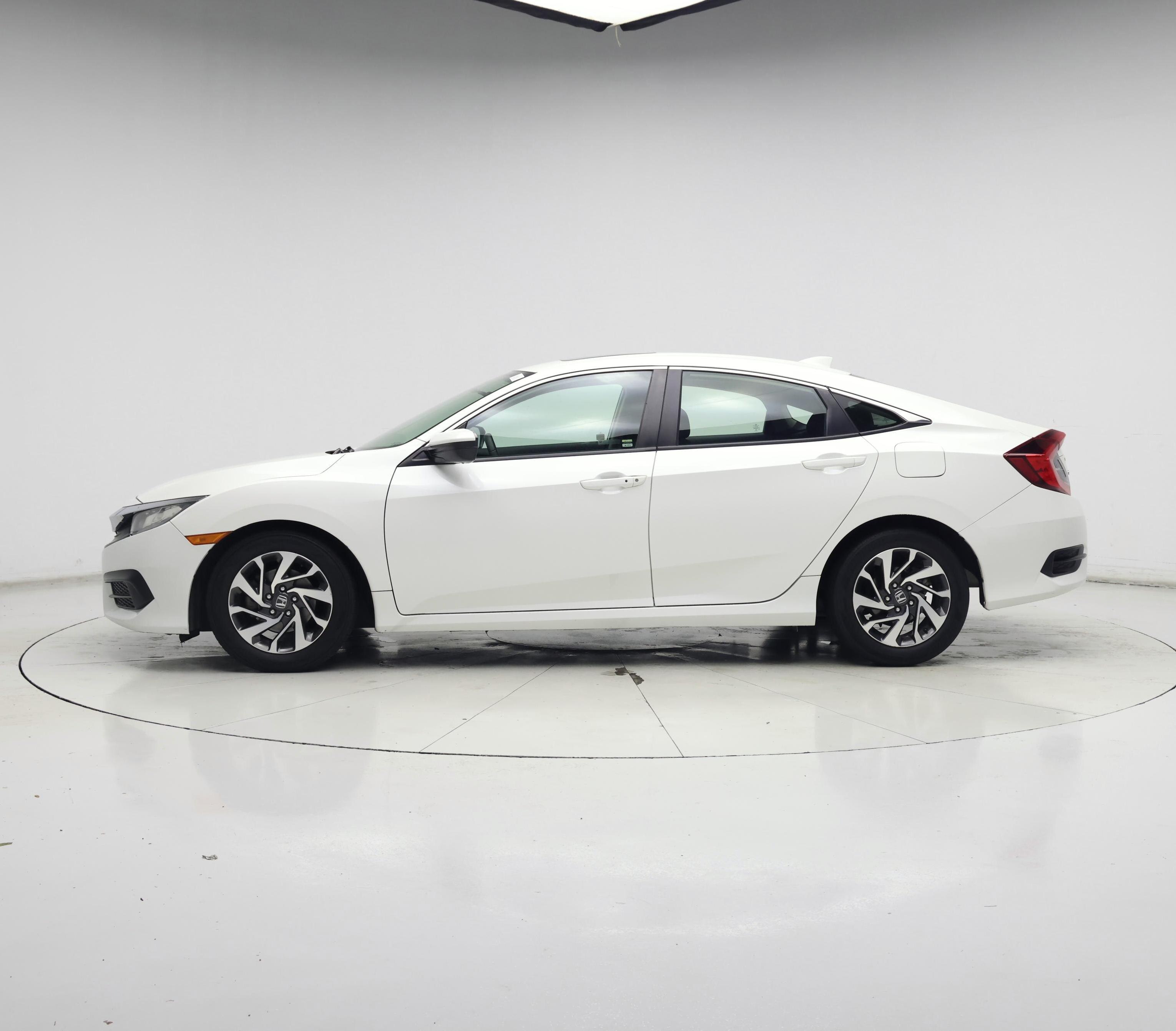 Thumbnail: 2017 Honda Civic - 3