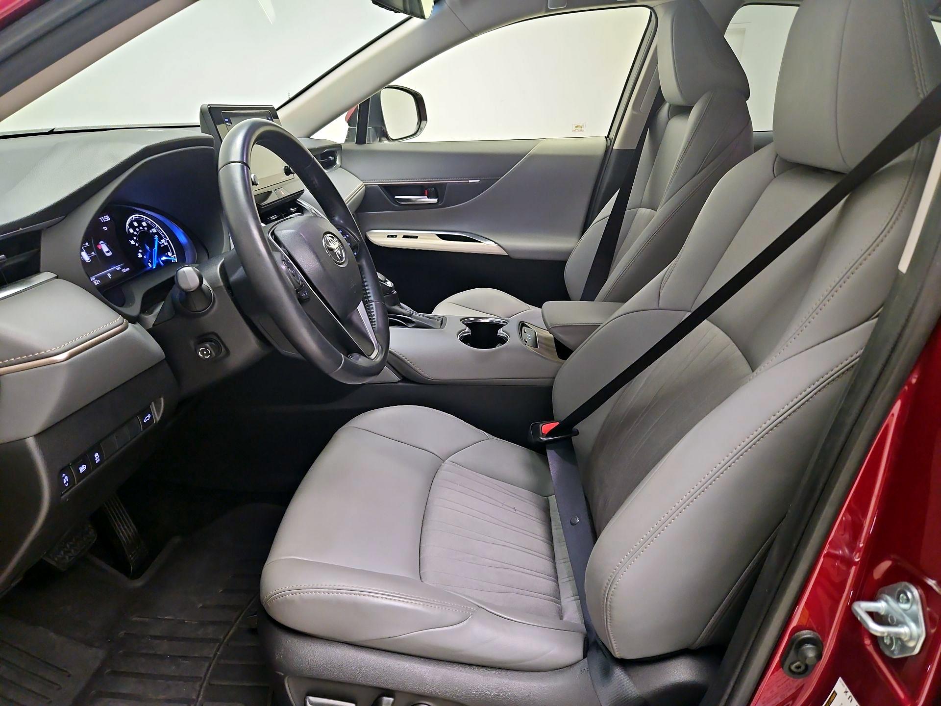 Thumbnail: 2021 Toyota Venza - 11