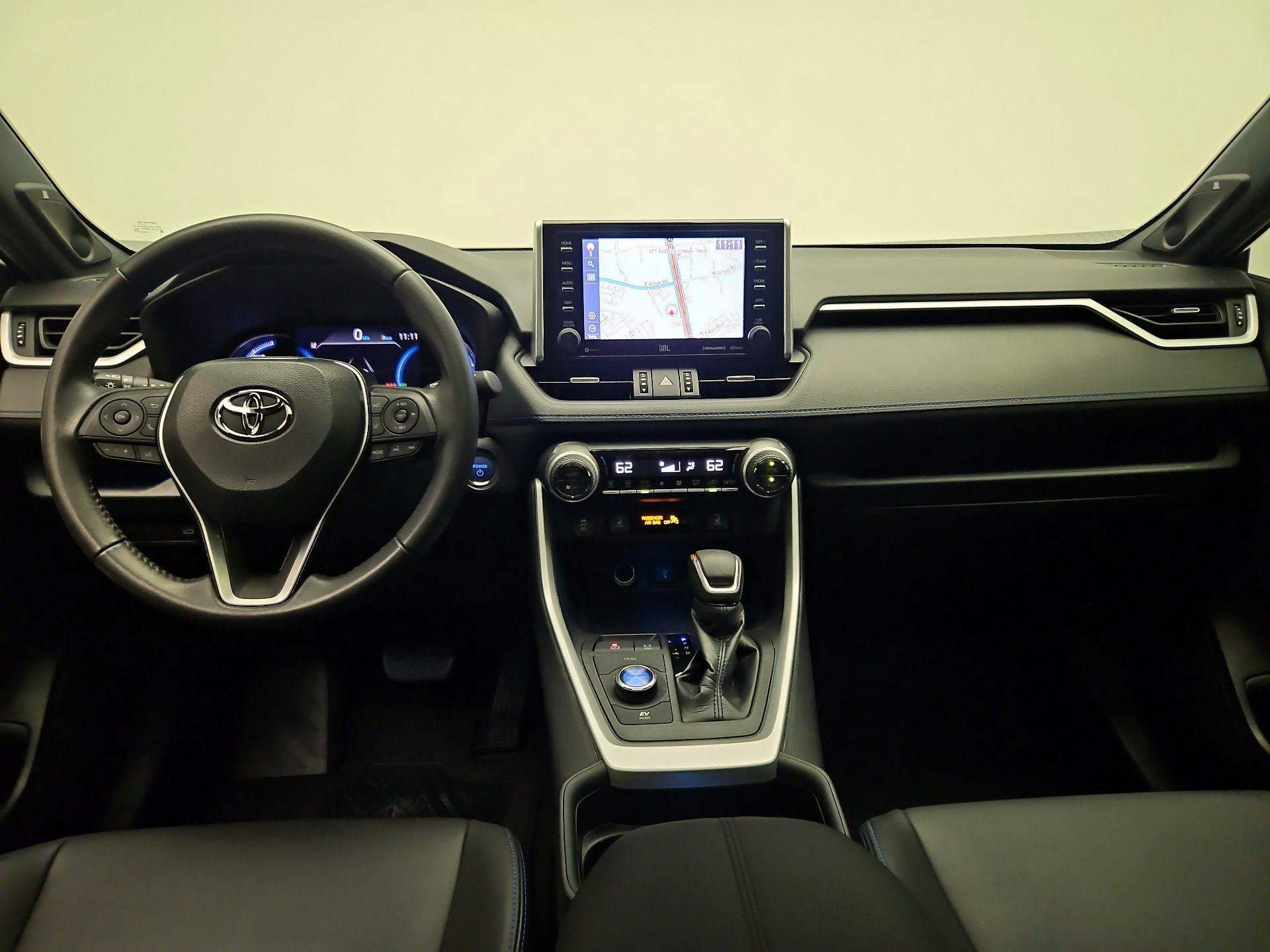 Thumbnail: 2020 Toyota RAV4 - 9