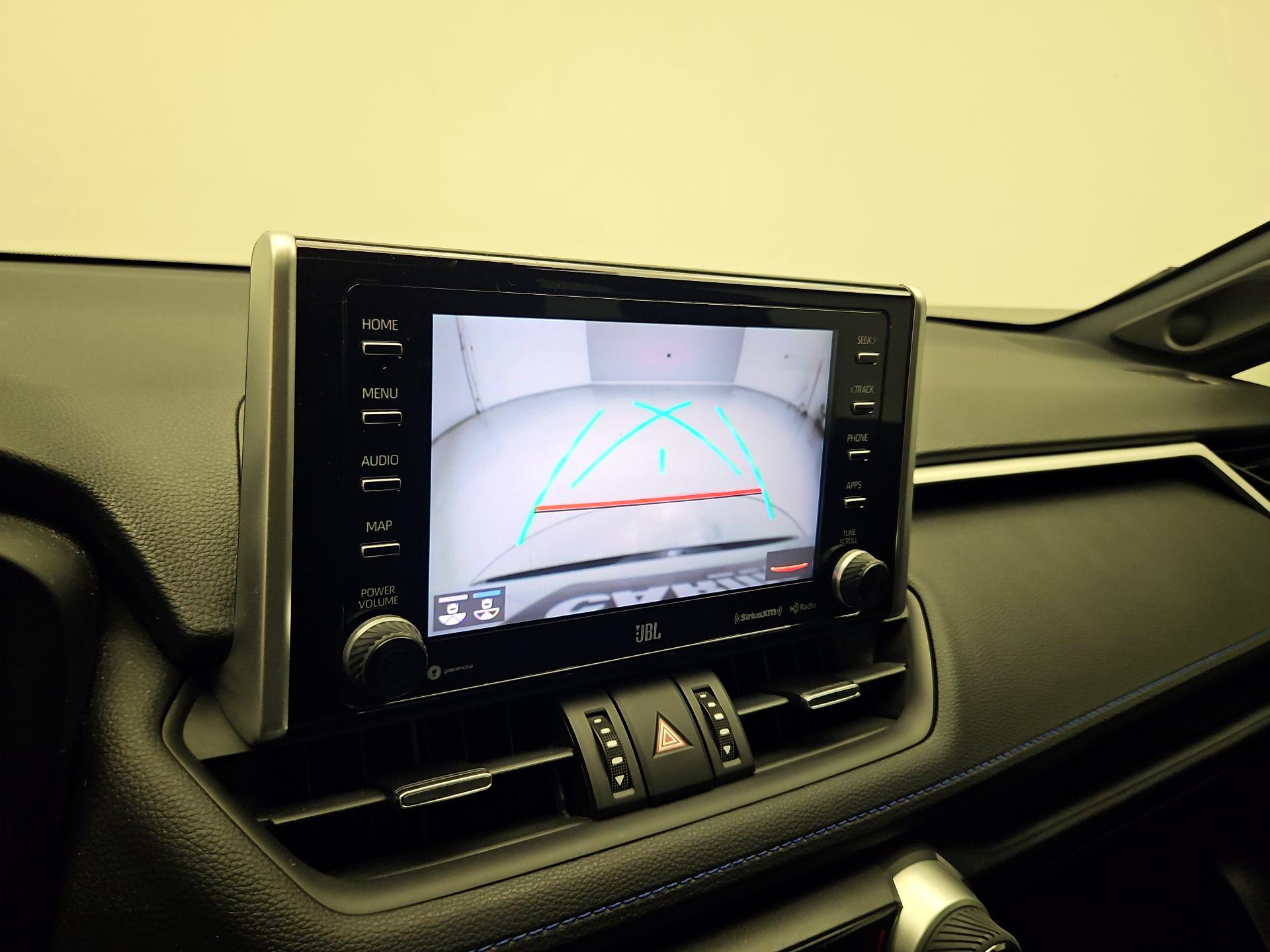 Thumbnail: 2020 Toyota RAV4 - 15