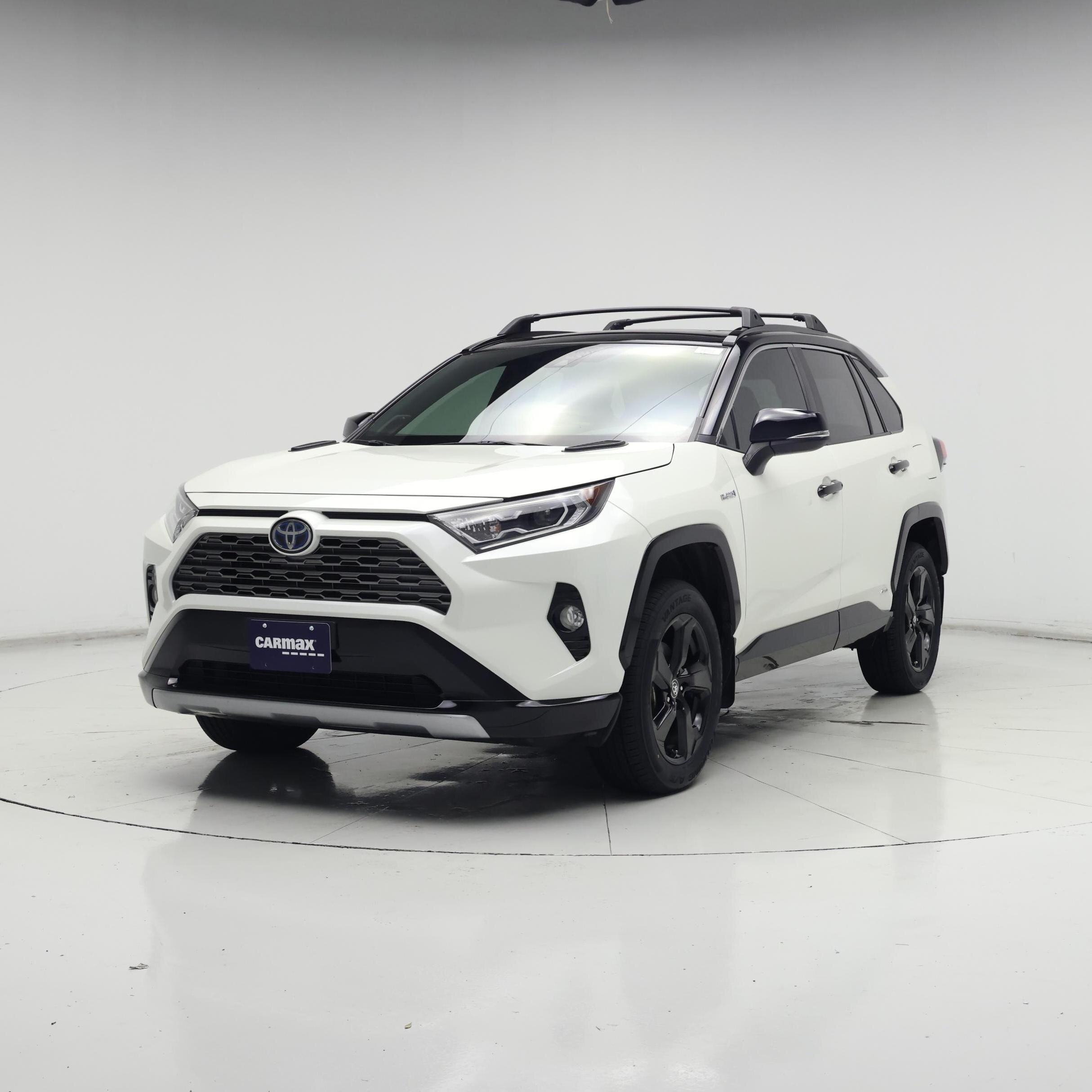 Thumbnail: 2020 Toyota RAV4 - 4