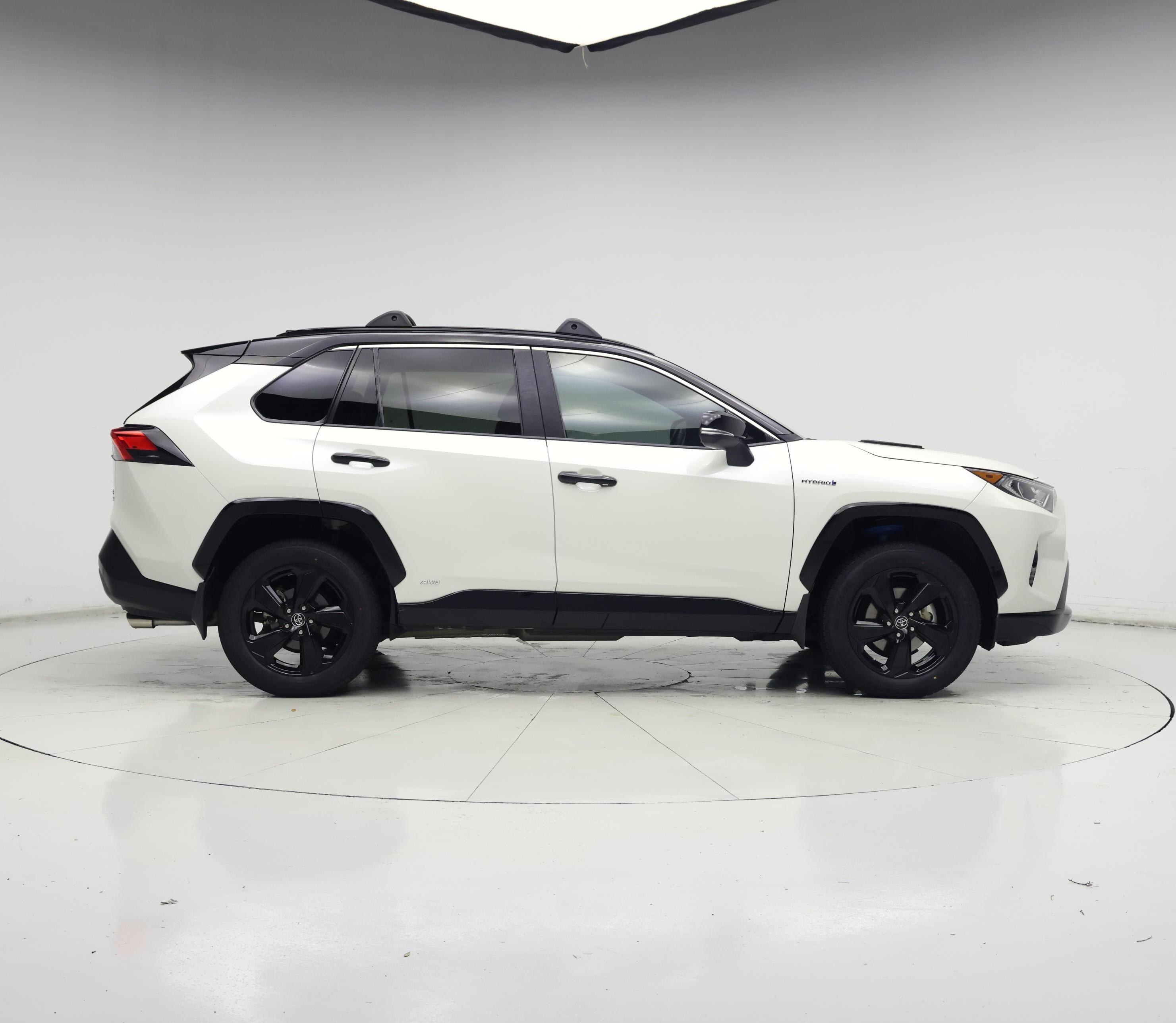 Thumbnail: 2020 Toyota RAV4 - 7