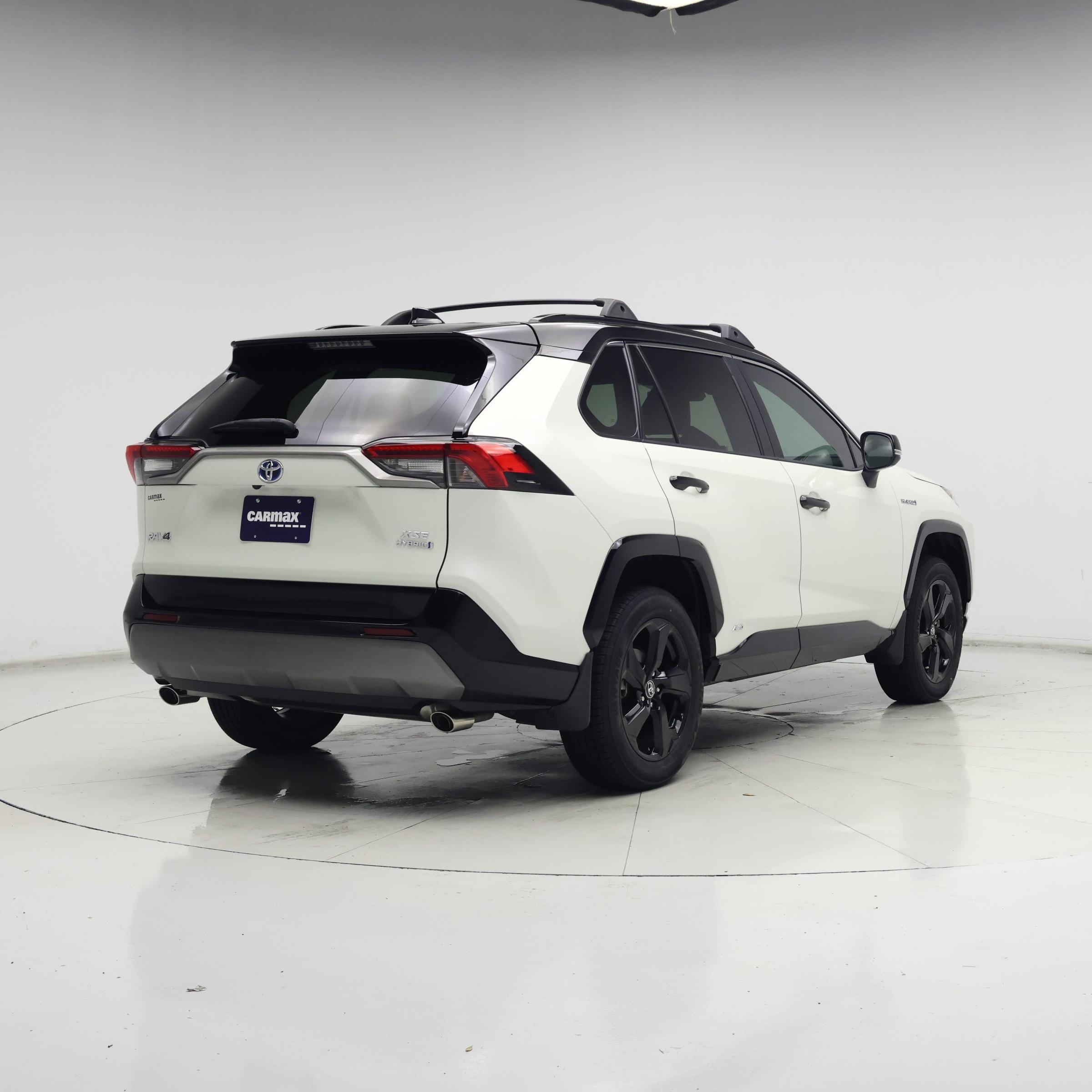 Thumbnail: 2020 Toyota RAV4 - 8