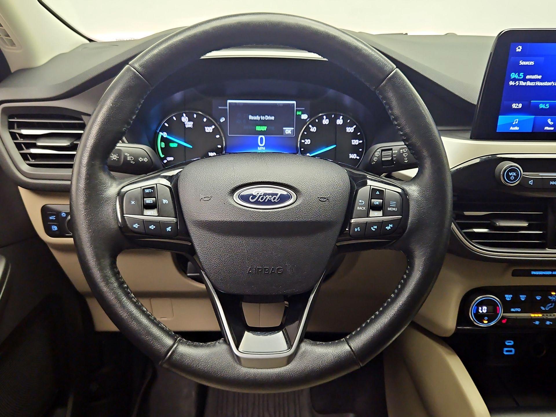 Thumbnail: 2021 Ford Escape - 10