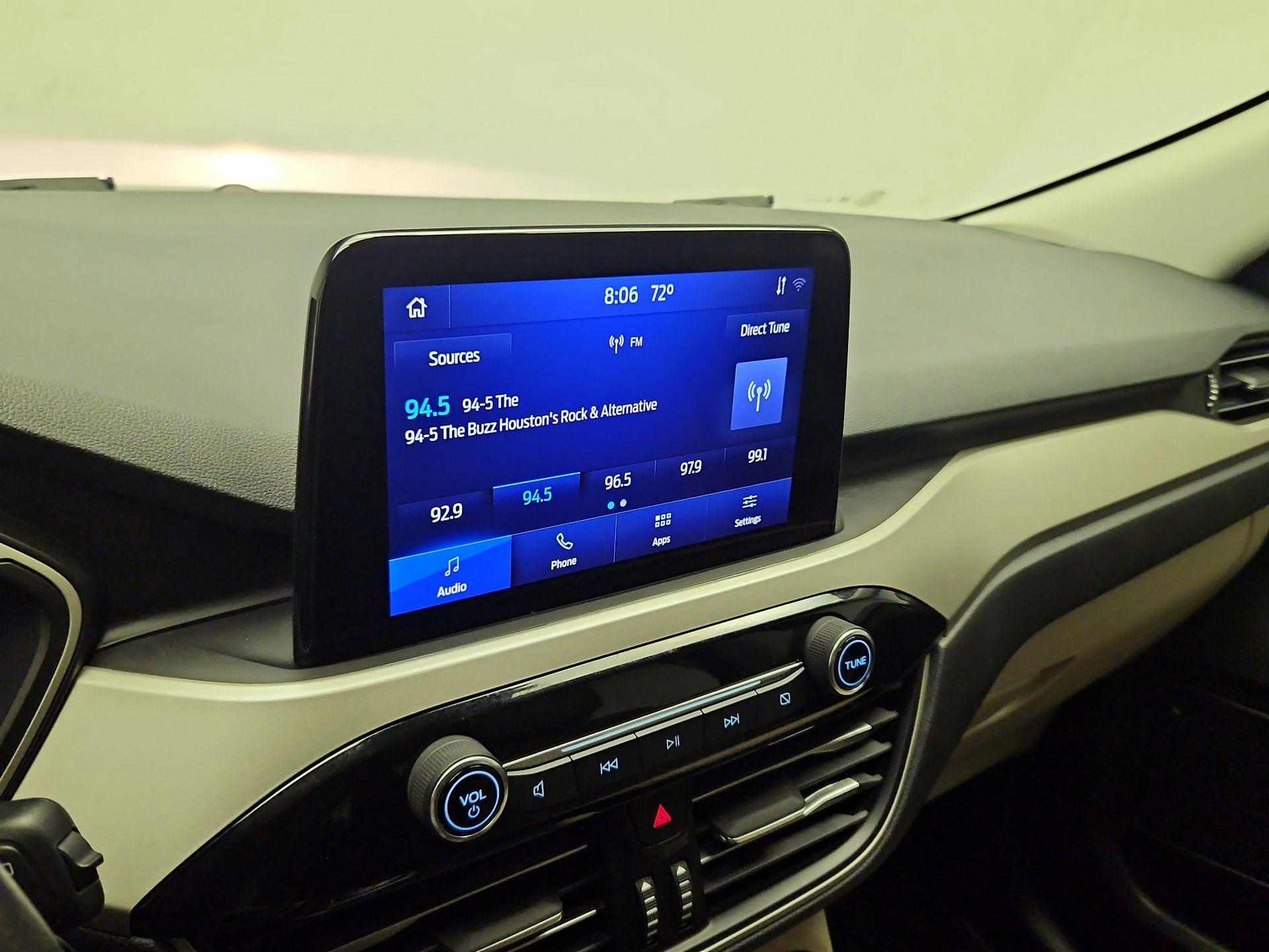 Thumbnail: 2021 Ford Escape - 15