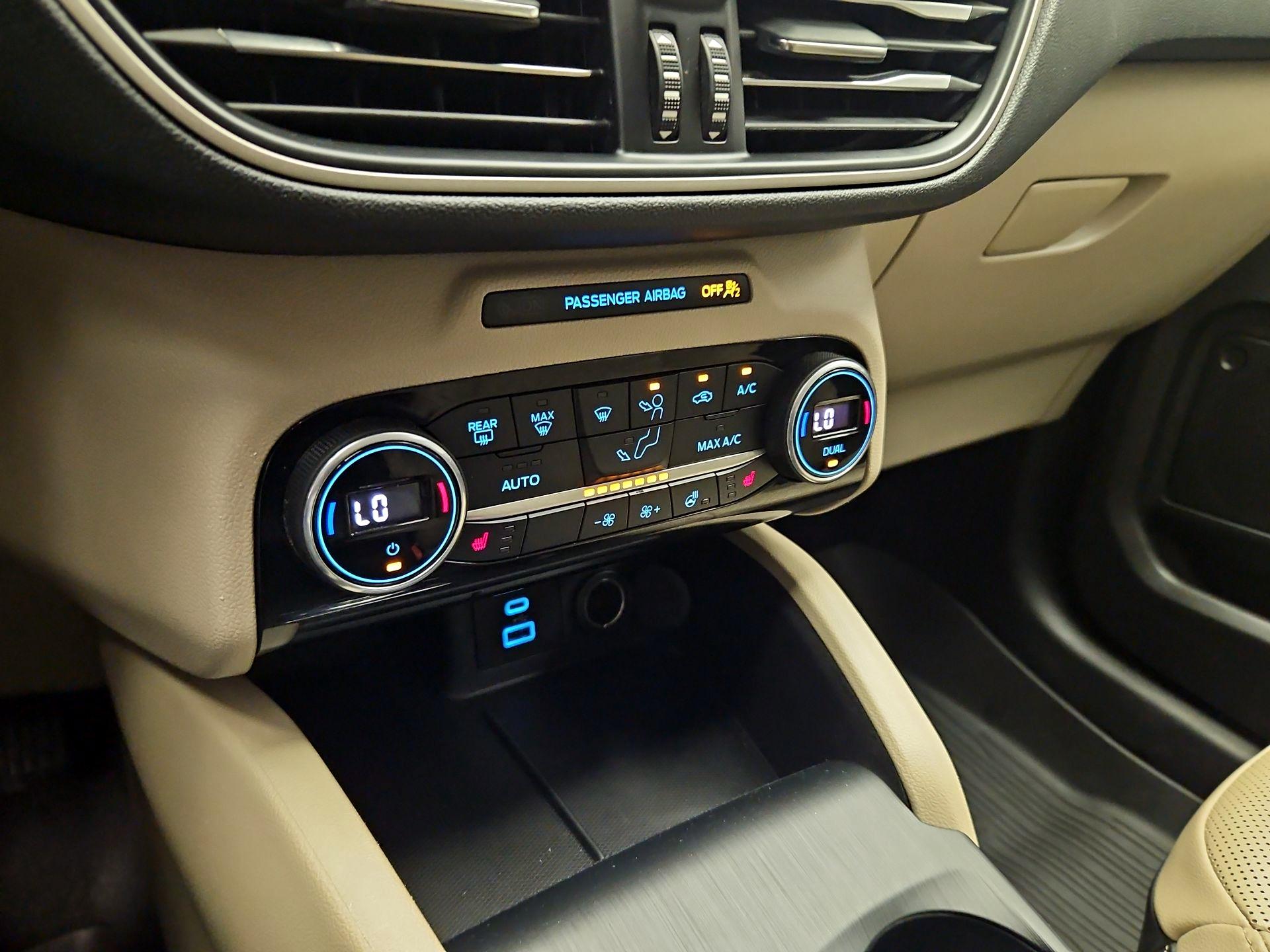 Thumbnail: 2021 Ford Escape - 16