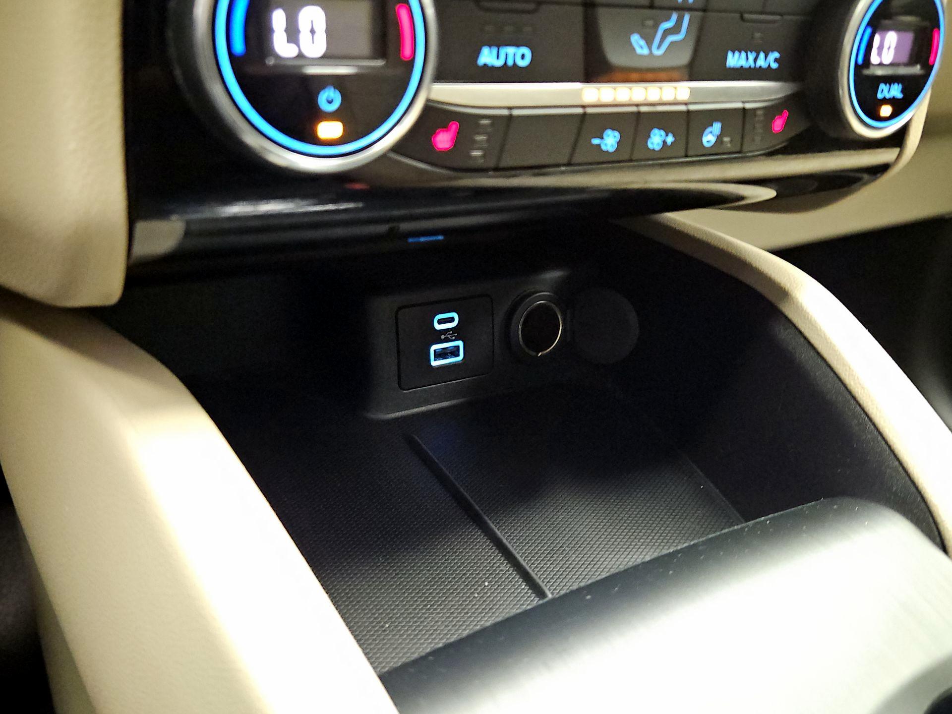 Thumbnail: 2021 Ford Escape - 18