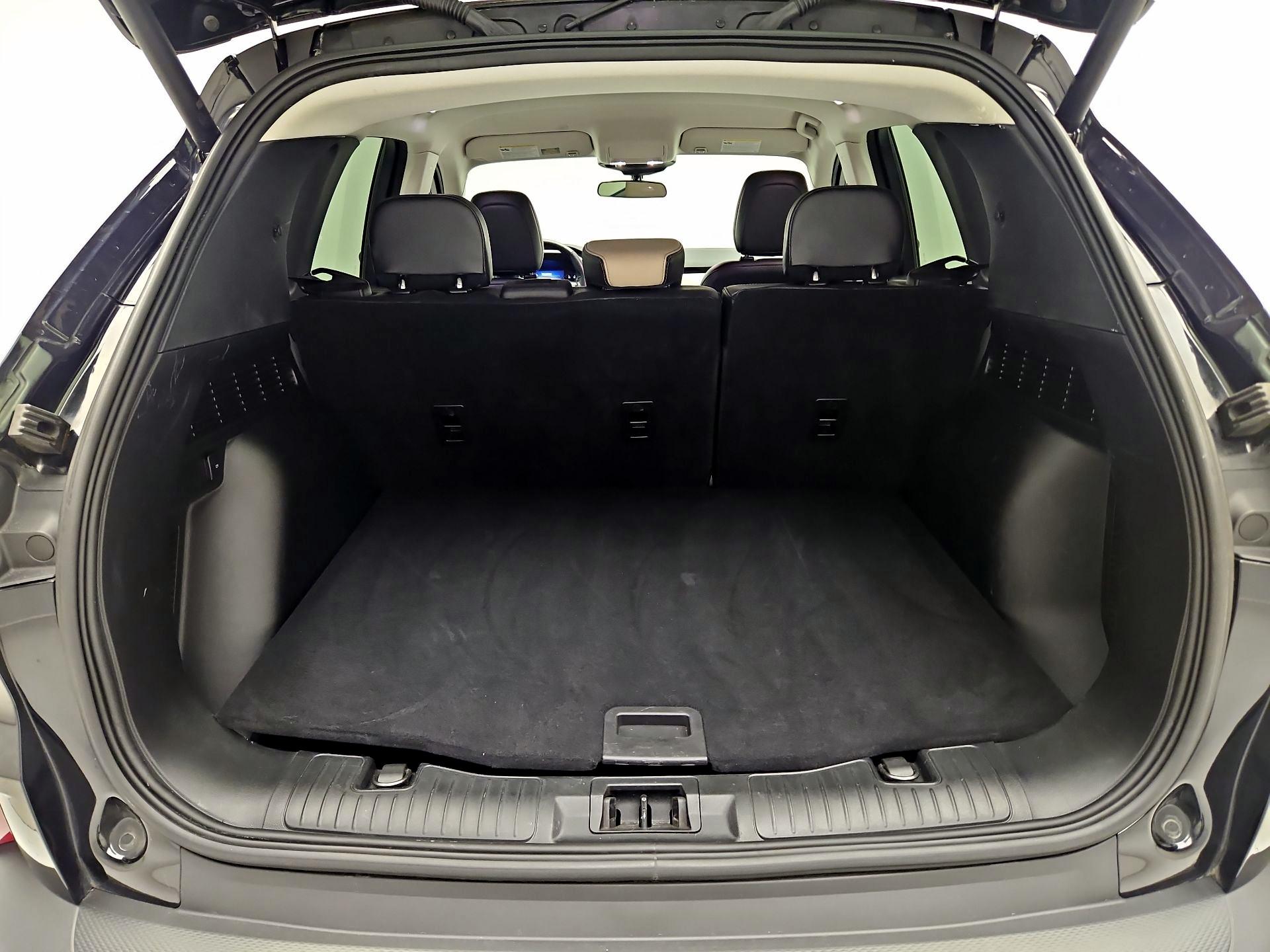 Thumbnail: 2021 Ford Escape - 20