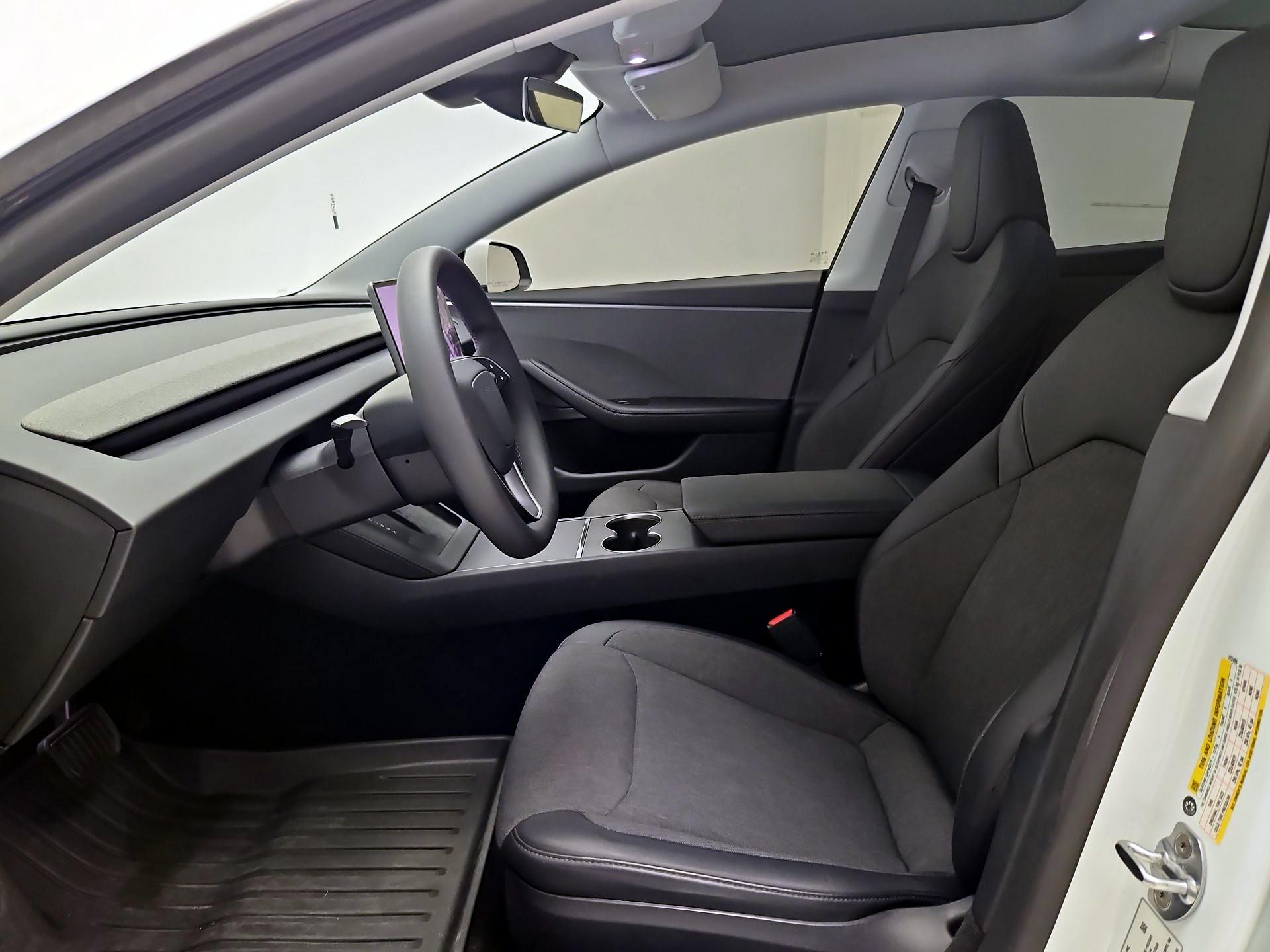 Thumbnail: 2025 Tesla Model 3 - 11