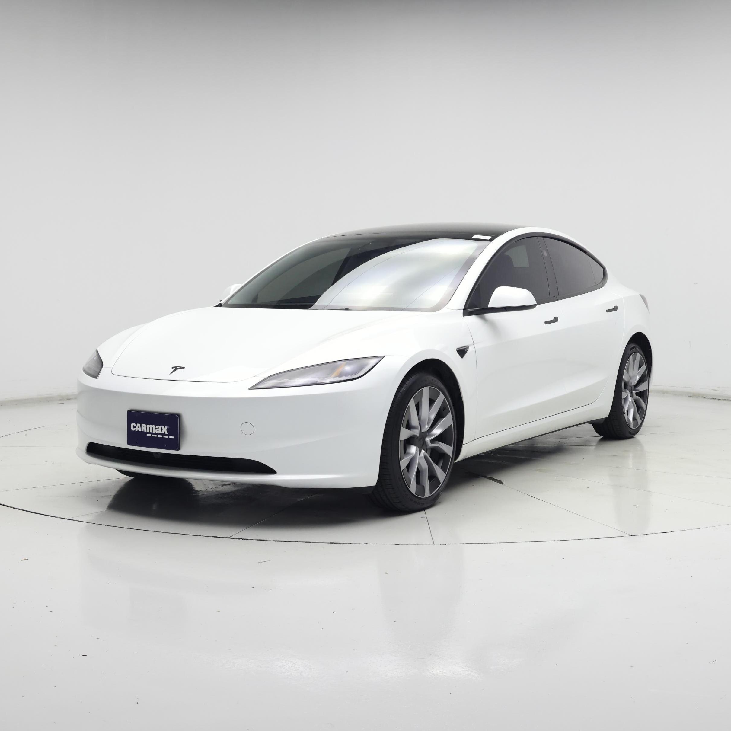 Thumbnail: 2025 Tesla Model 3 - 4