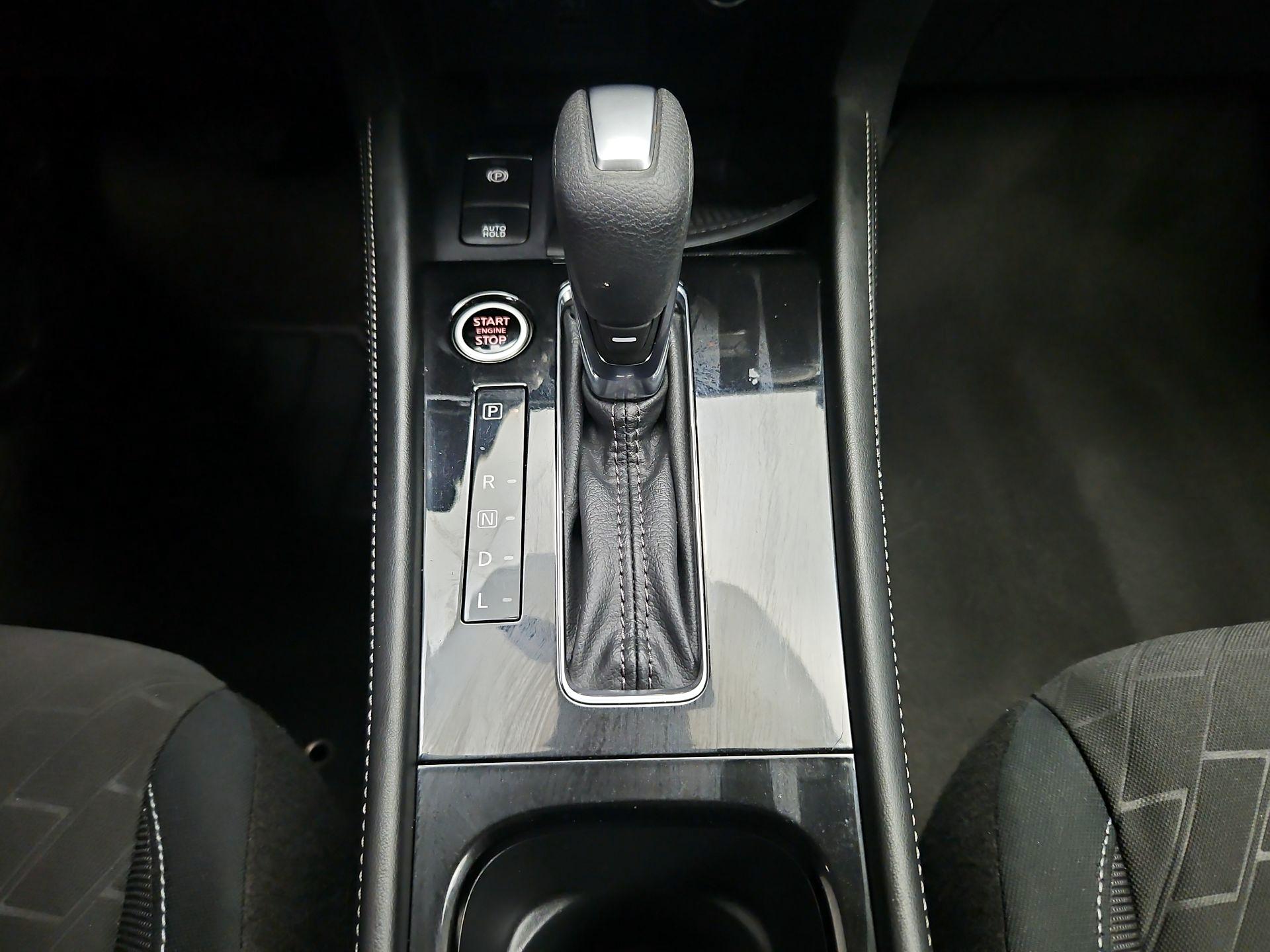 Thumbnail: 2024 Nissan Kicks - 16