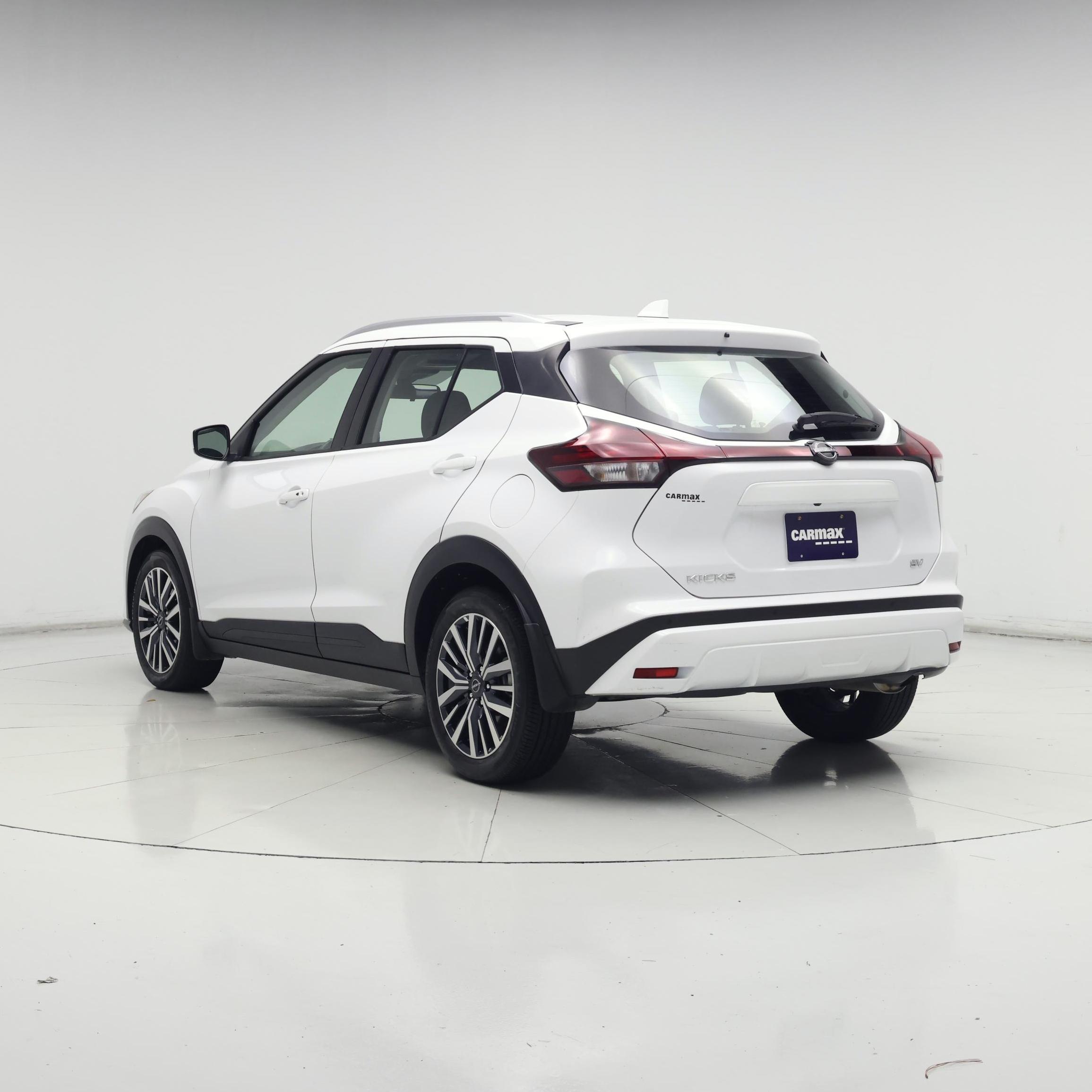 Thumbnail: 2024 Nissan Kicks - 2