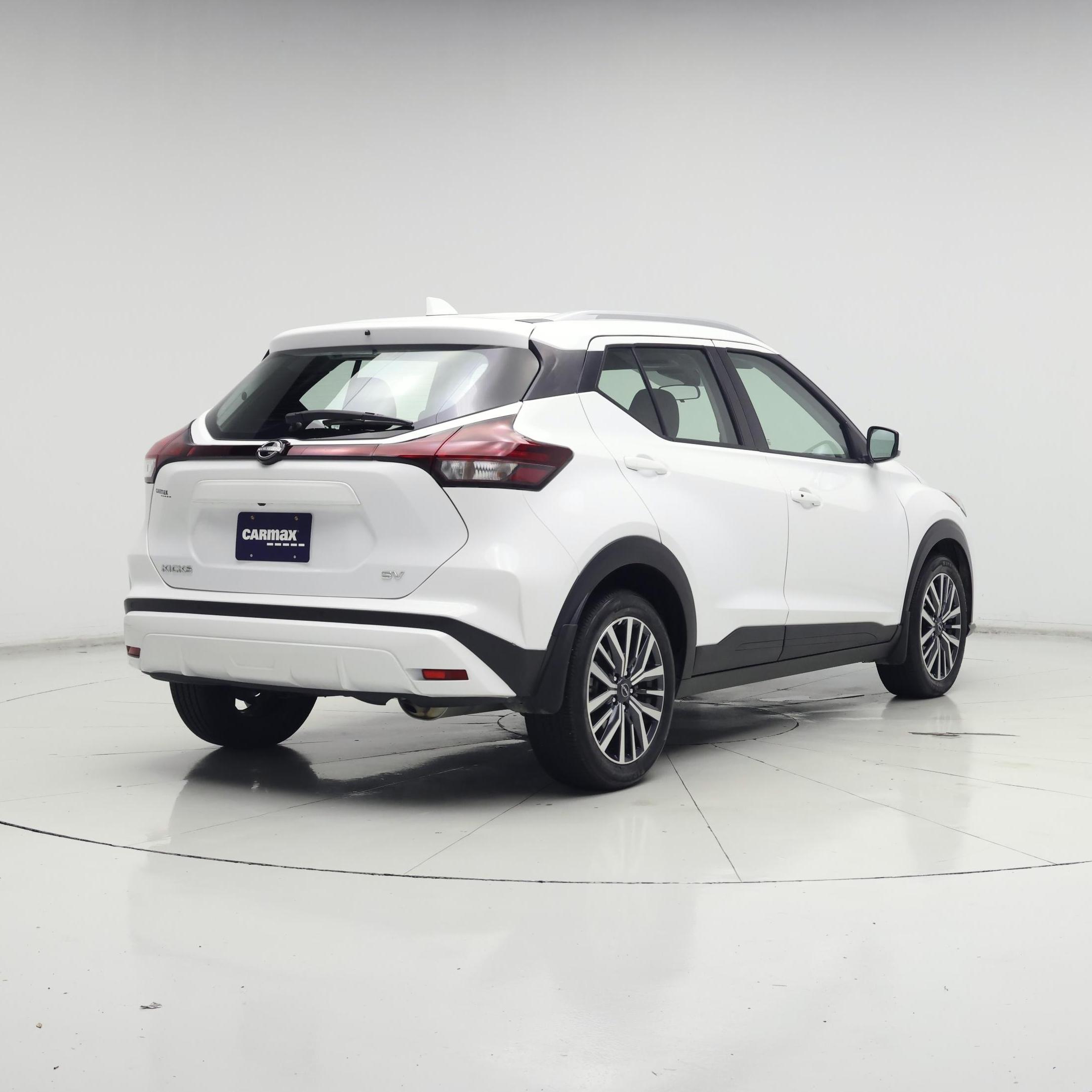 Thumbnail: 2024 Nissan Kicks - 8