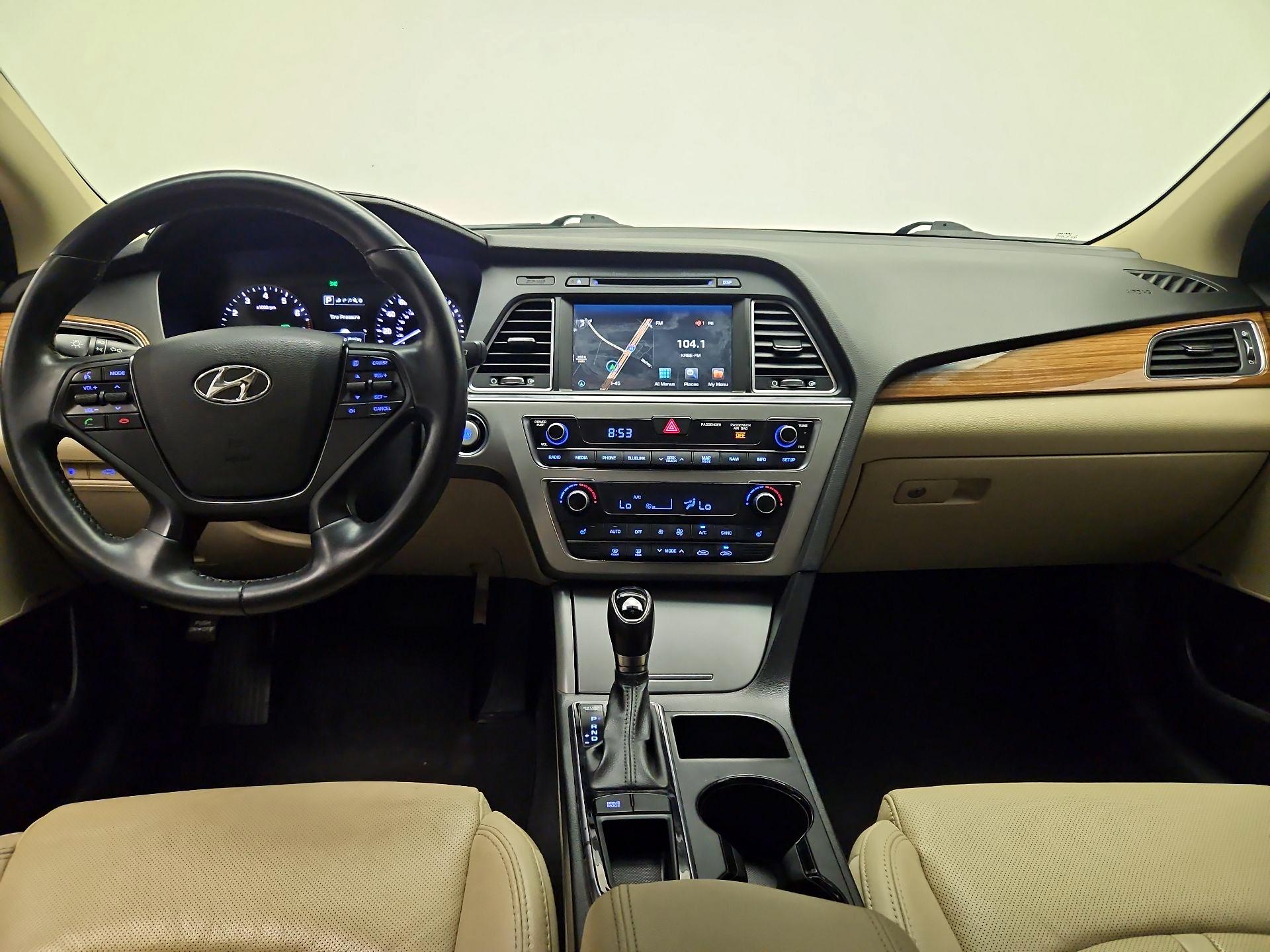 Thumbnail: 2015 Hyundai Sonata - 9