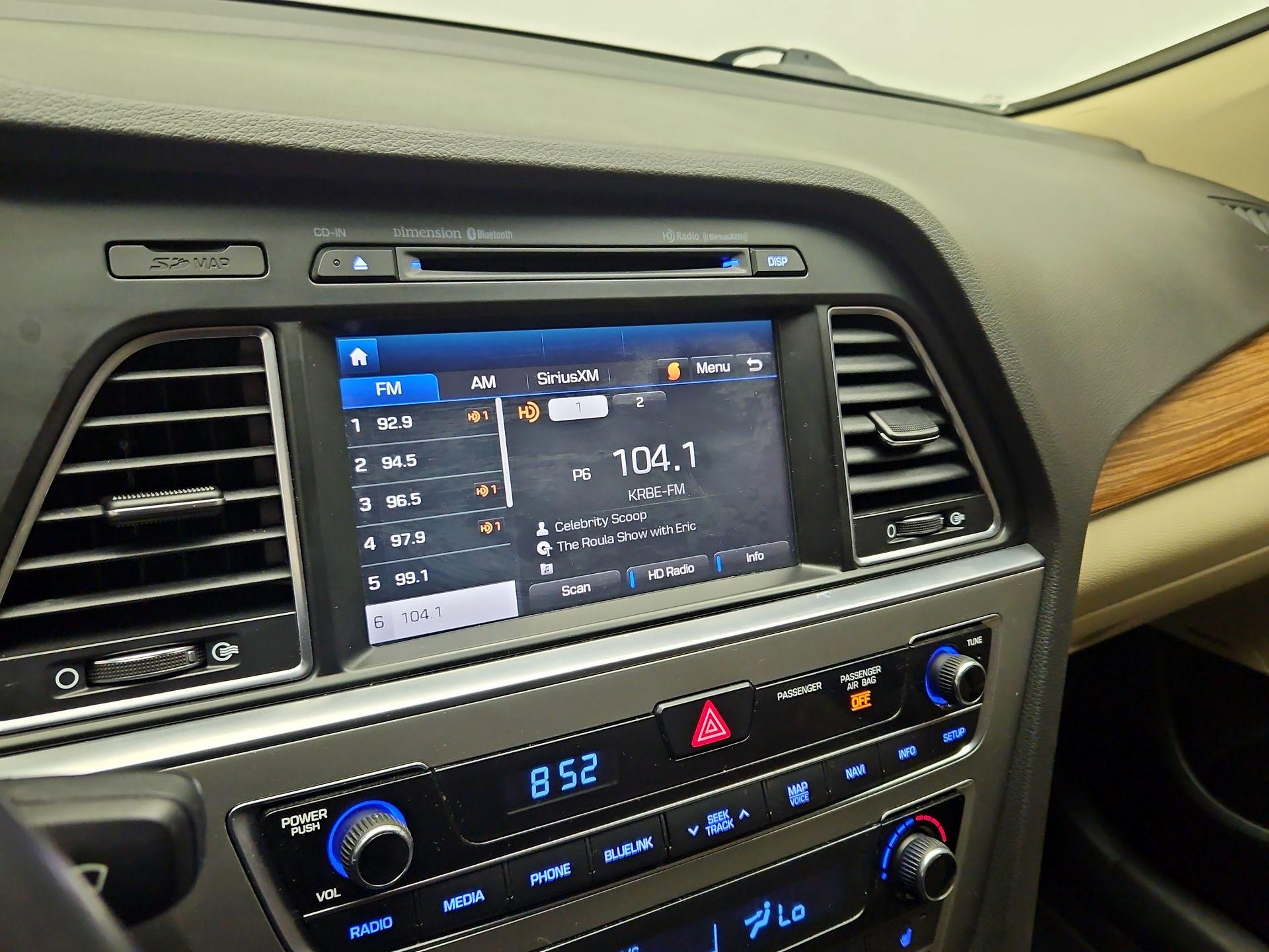 Thumbnail: 2015 Hyundai Sonata - 16