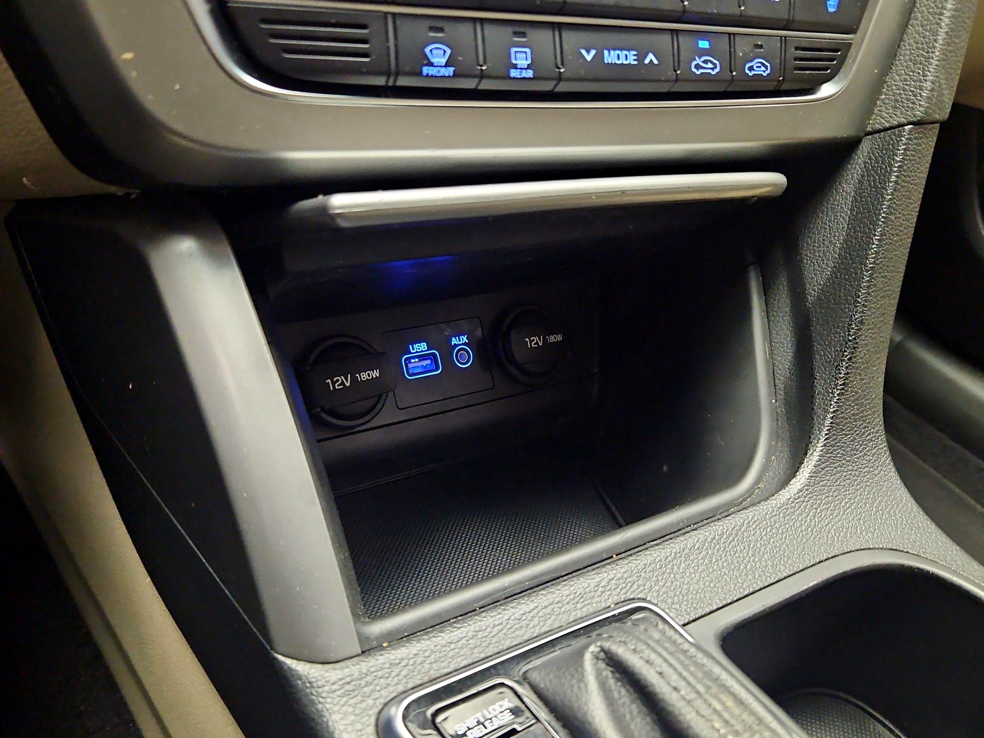 Thumbnail: 2015 Hyundai Sonata - 19