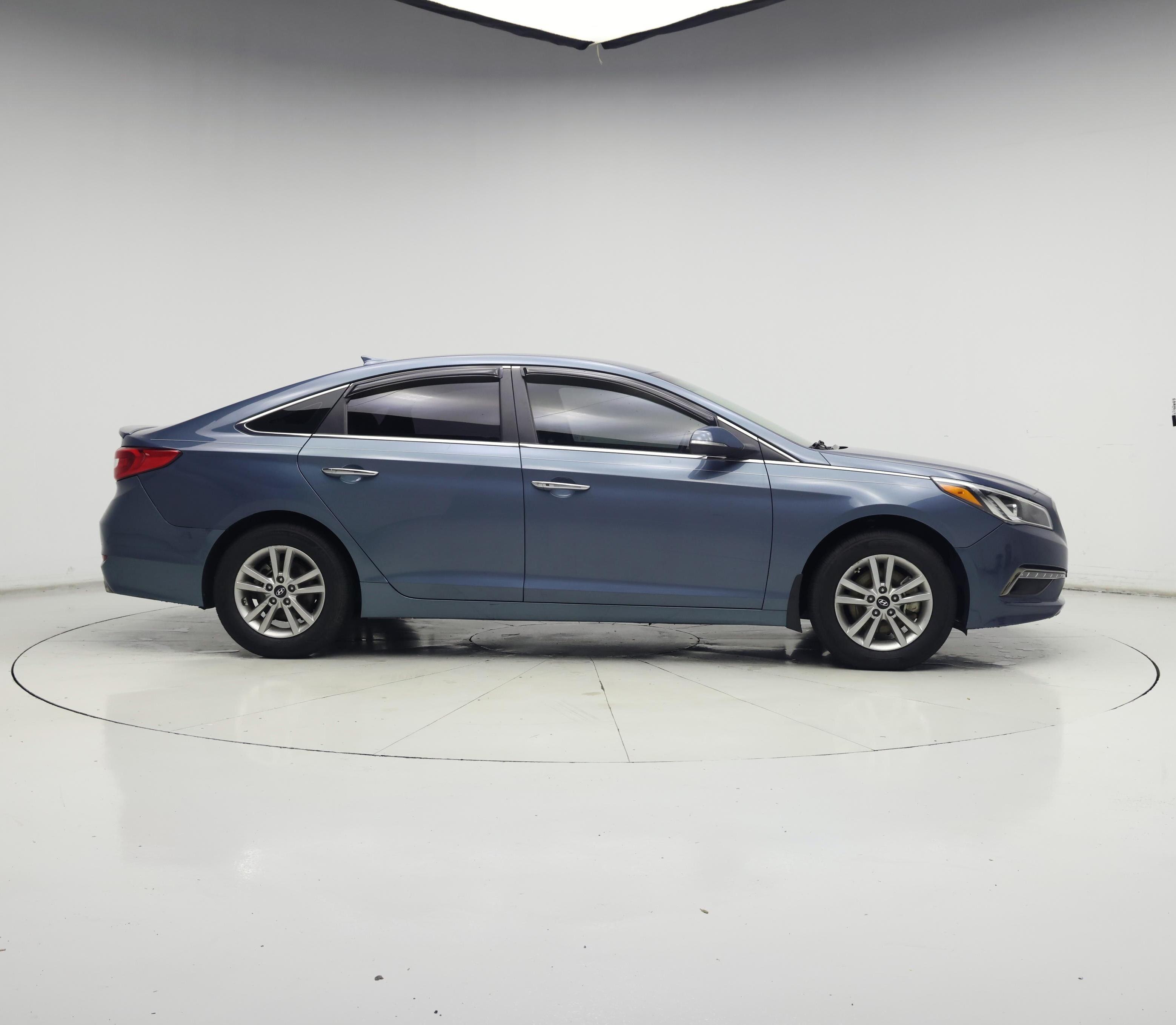 Thumbnail: 2015 Hyundai Sonata - 7