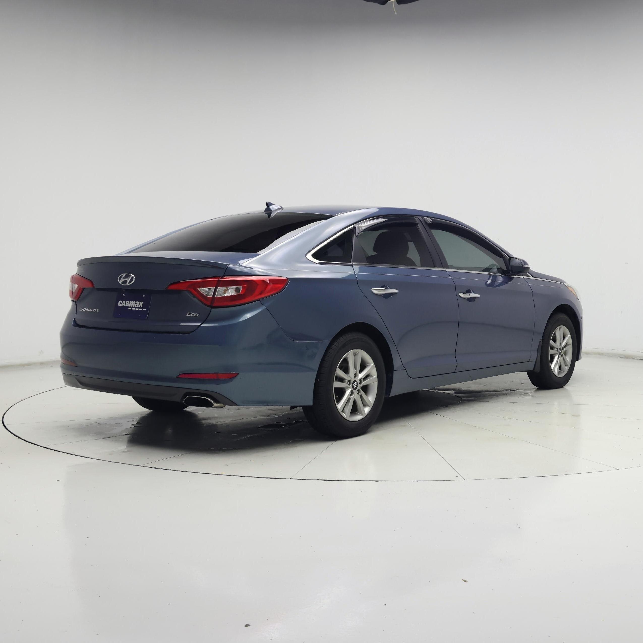 Thumbnail: 2015 Hyundai Sonata - 8