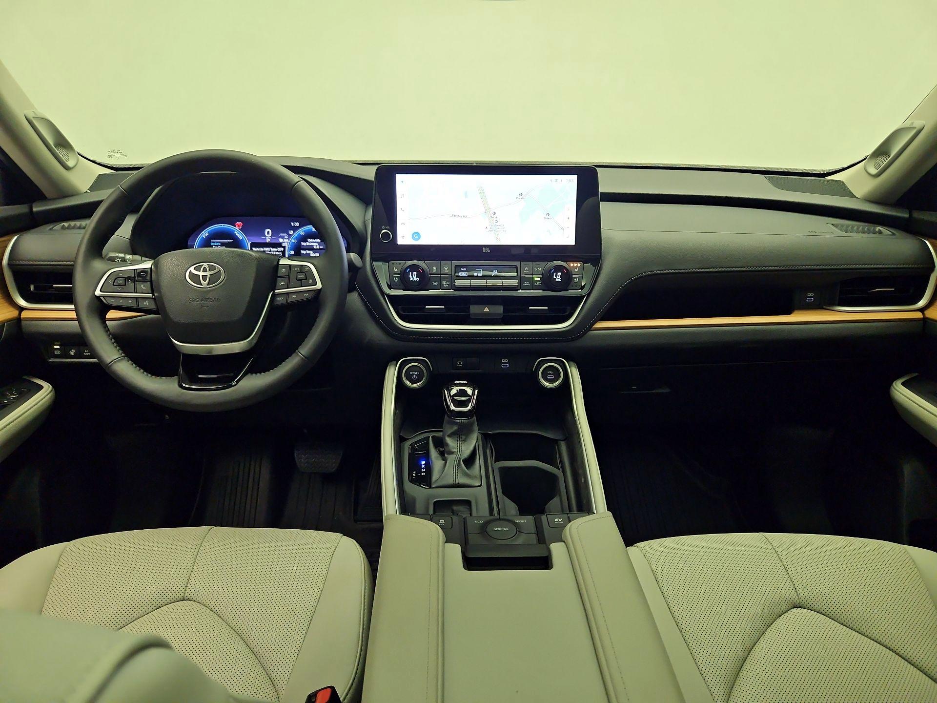 Thumbnail: 2025 Toyota Highlander - 9