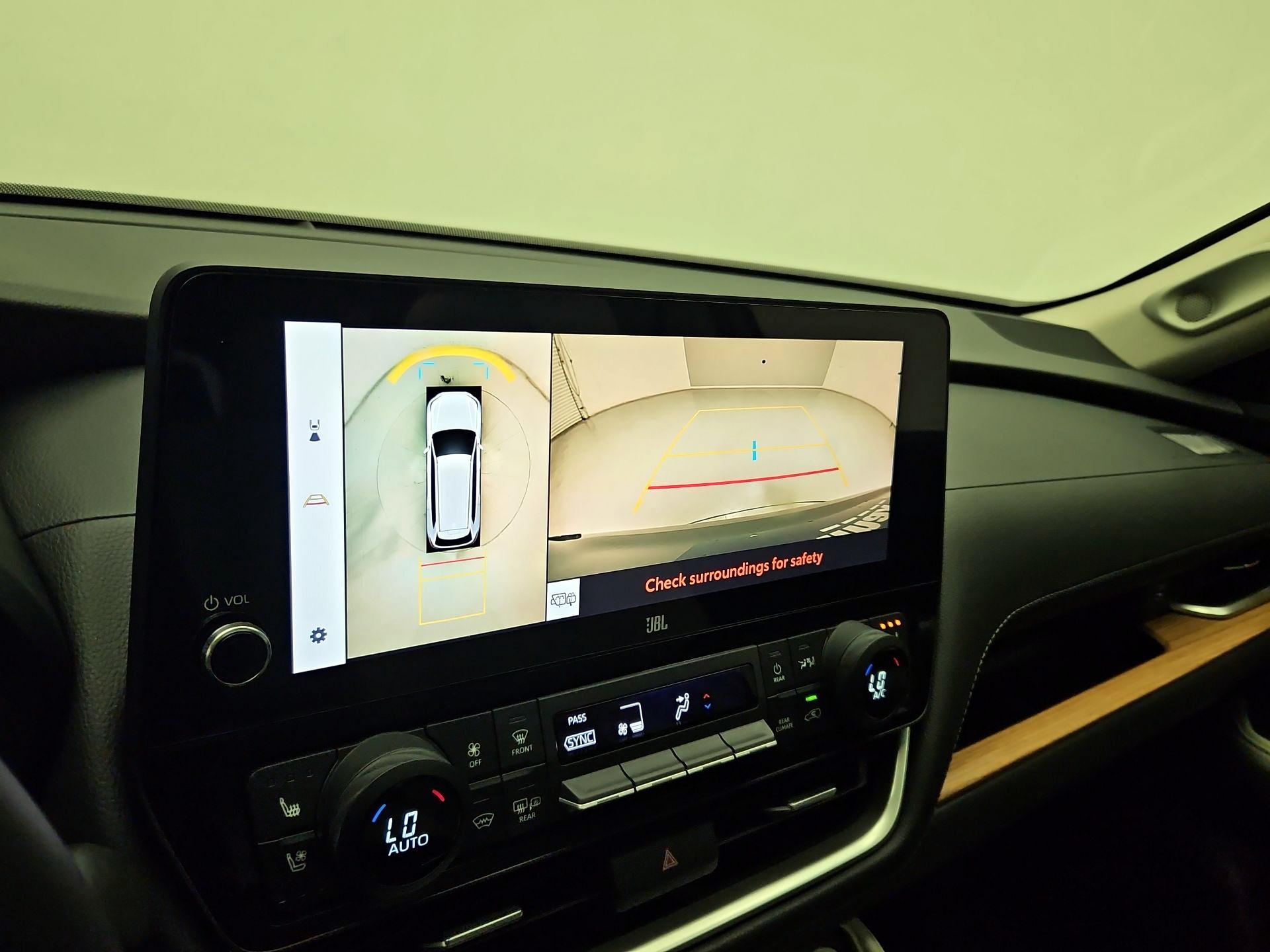 Thumbnail: 2025 Toyota Highlander - 15