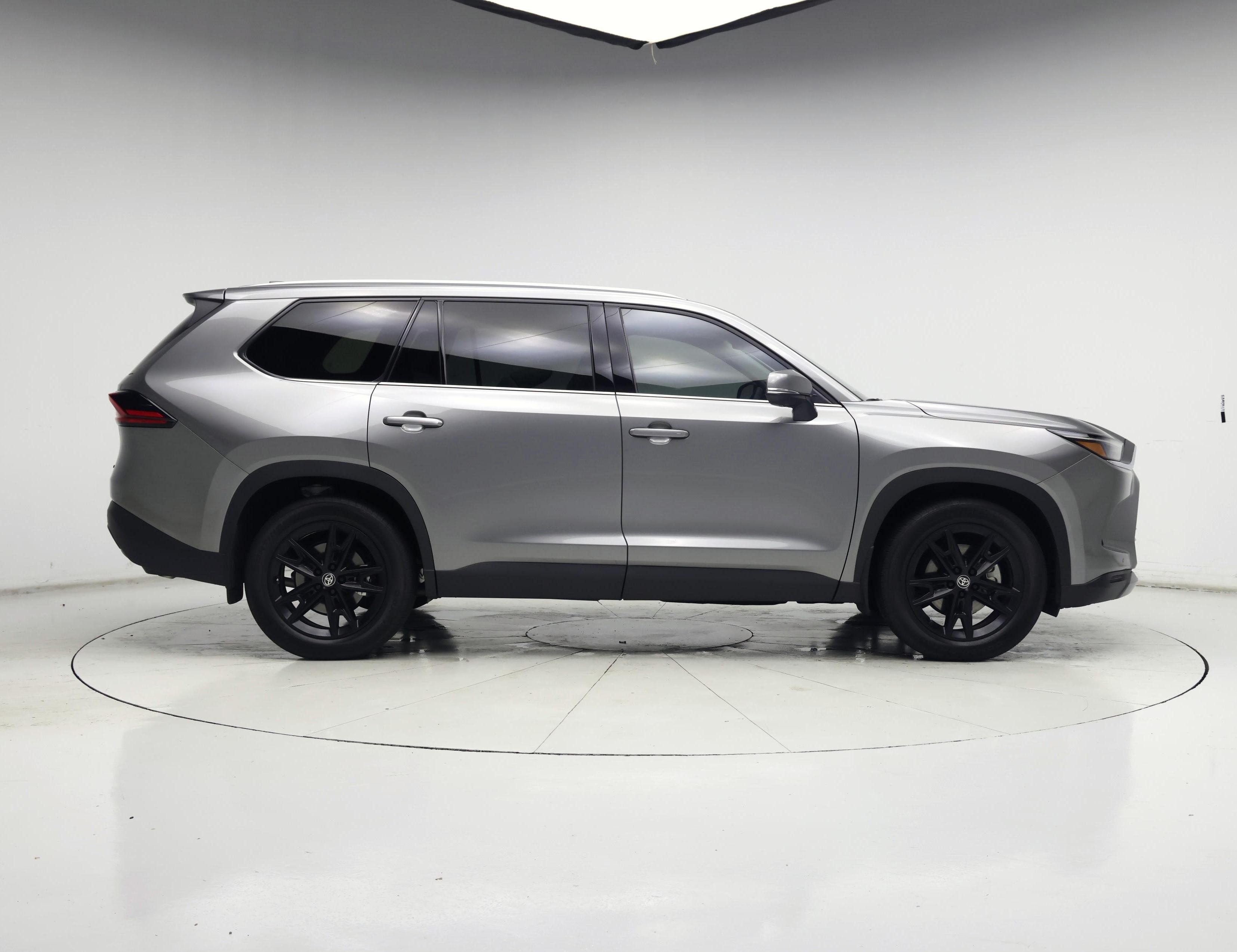 Thumbnail: 2025 Toyota Highlander - 7