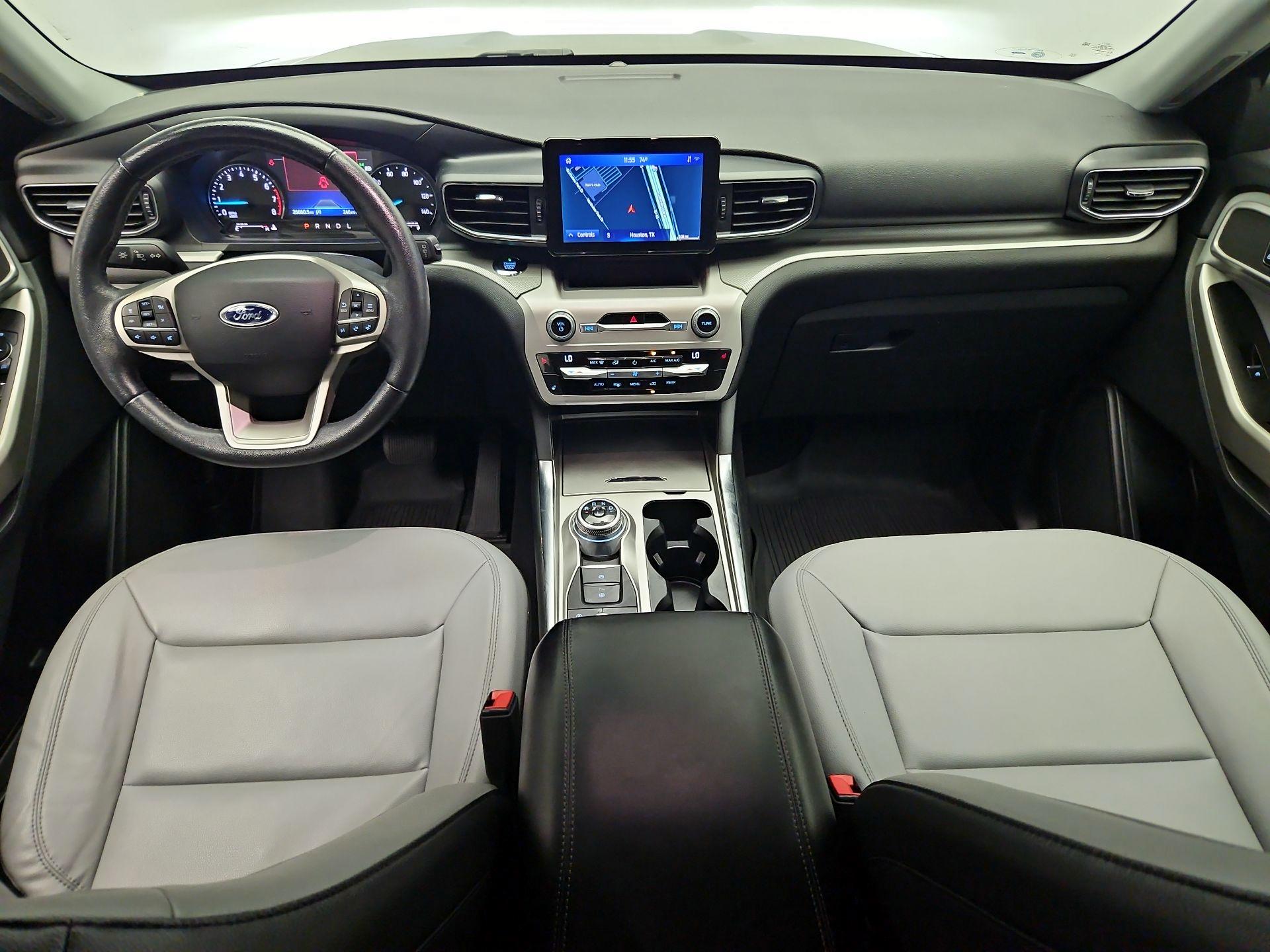 Thumbnail: 2021 Ford Explorer - 9