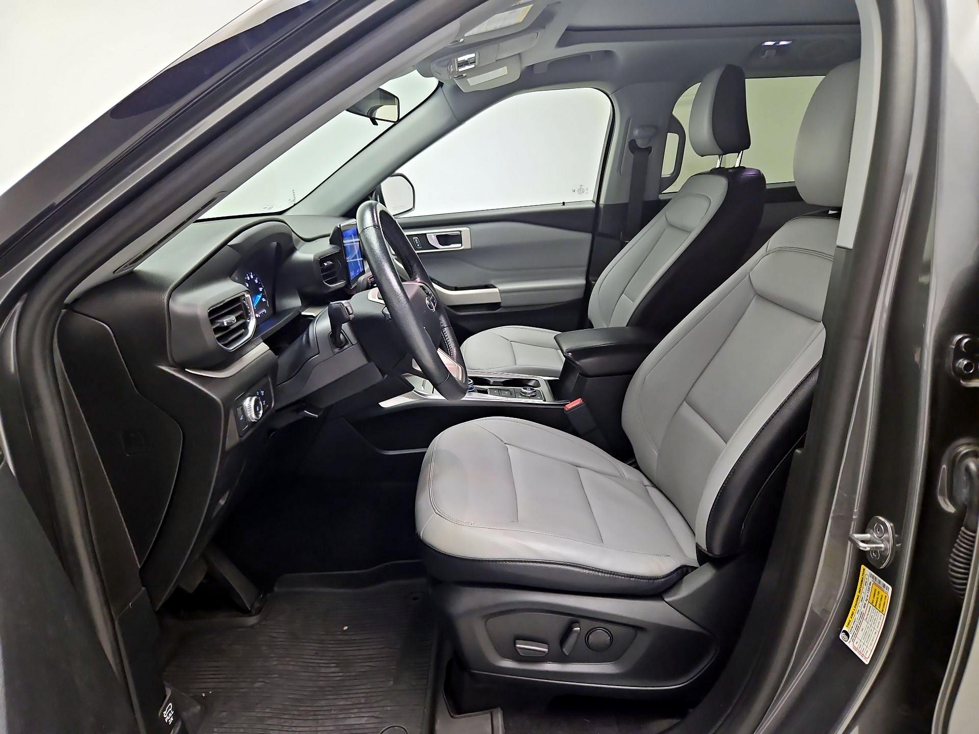 Thumbnail: 2021 Ford Explorer - 11