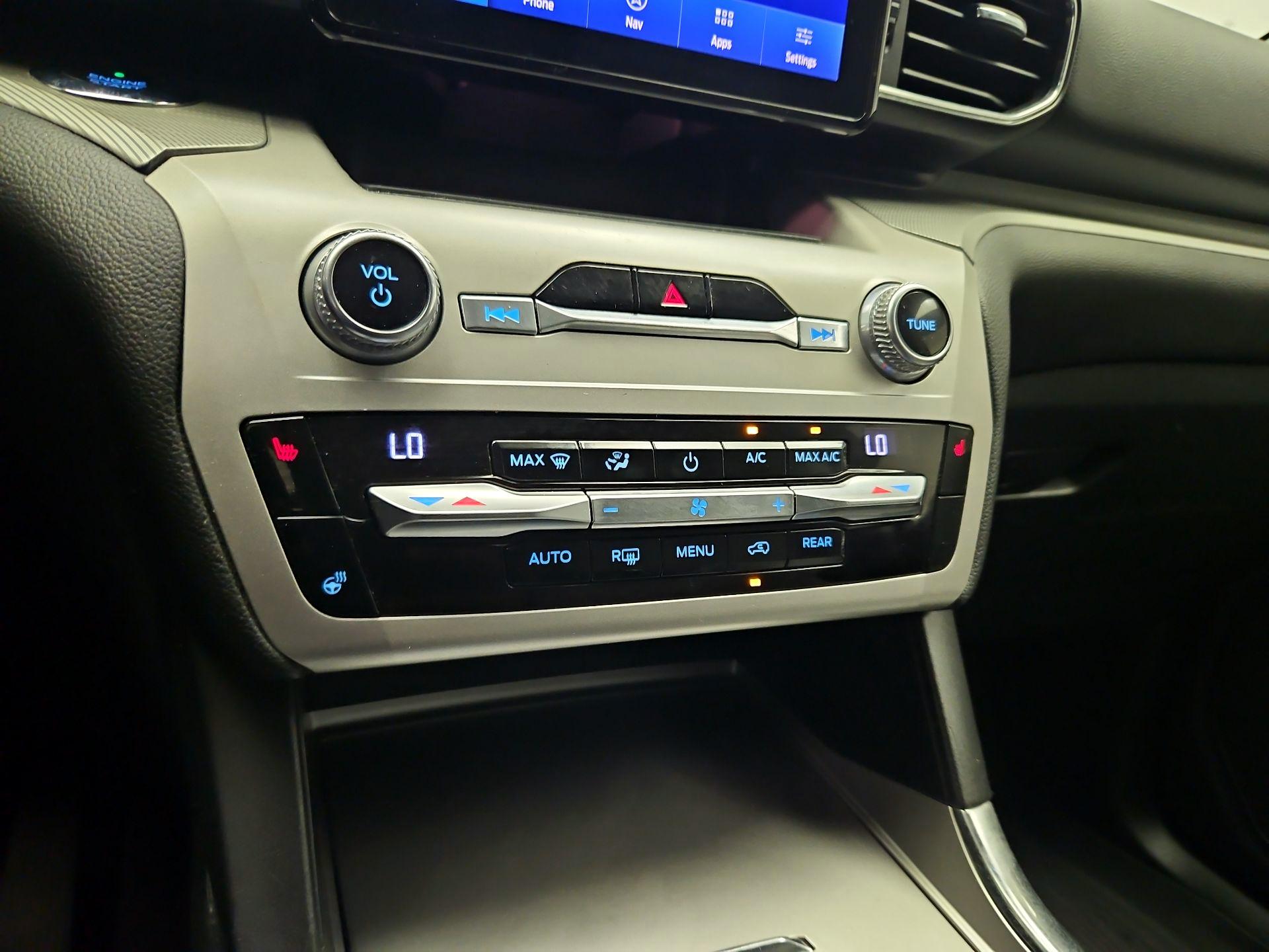 Thumbnail: 2021 Ford Explorer - 15