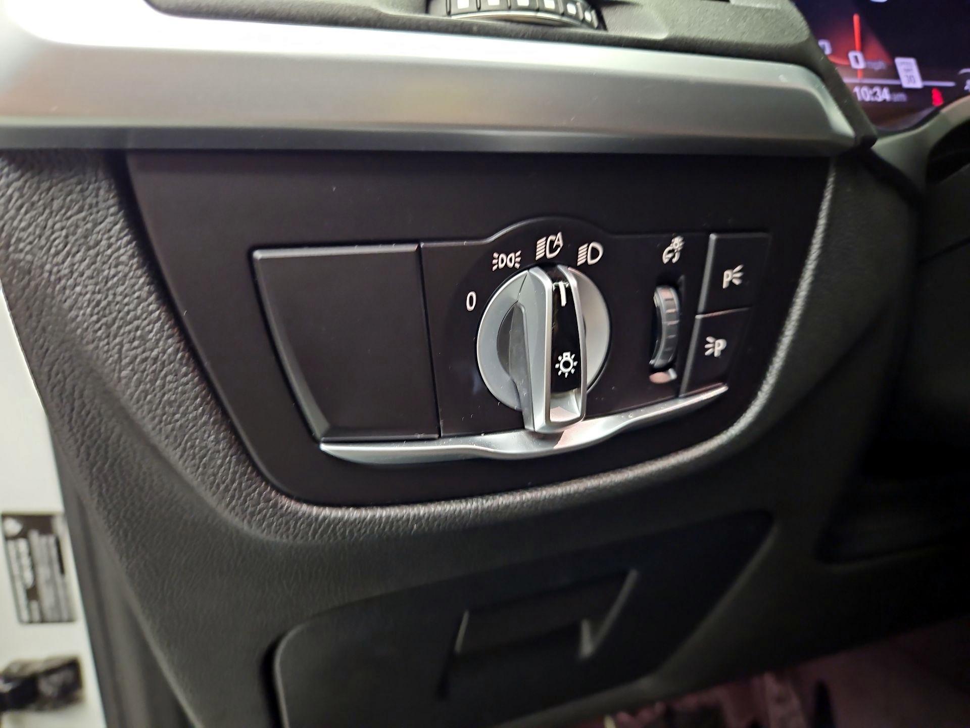 Thumbnail: 2023 BMW X3 - 13