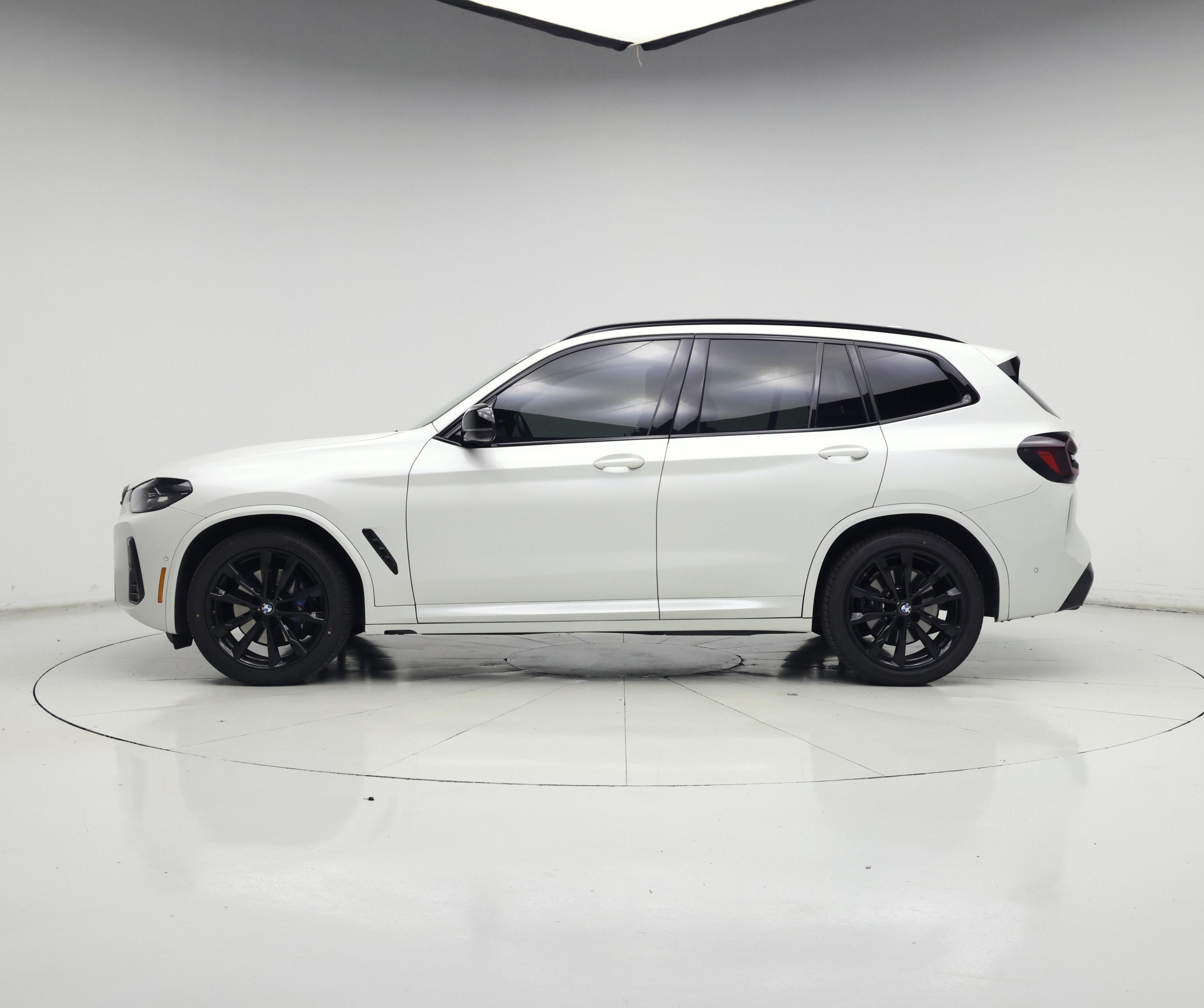 Thumbnail: 2023 BMW X3 - 3